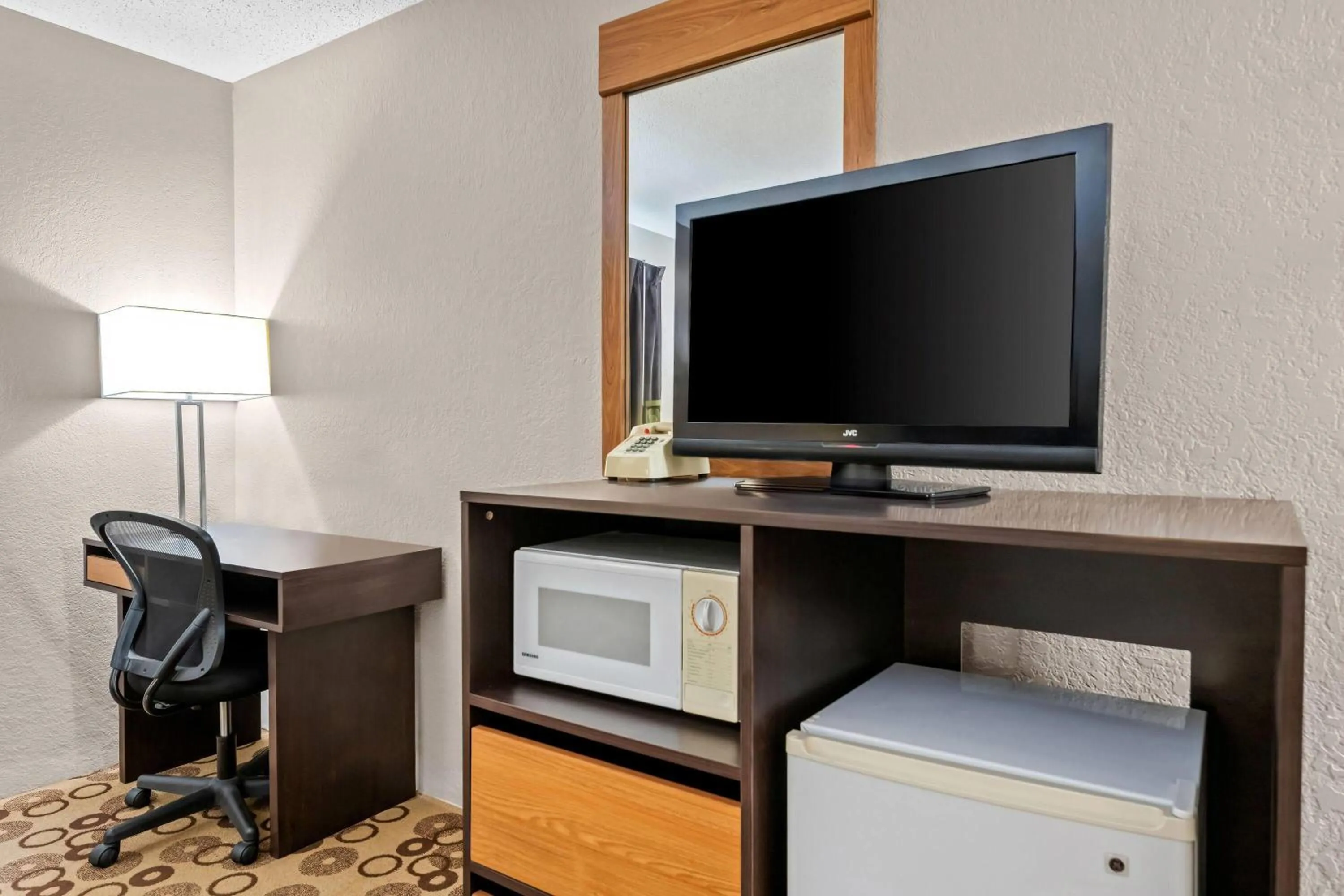 Bed in Super 8 by Wyndham Blue Earth