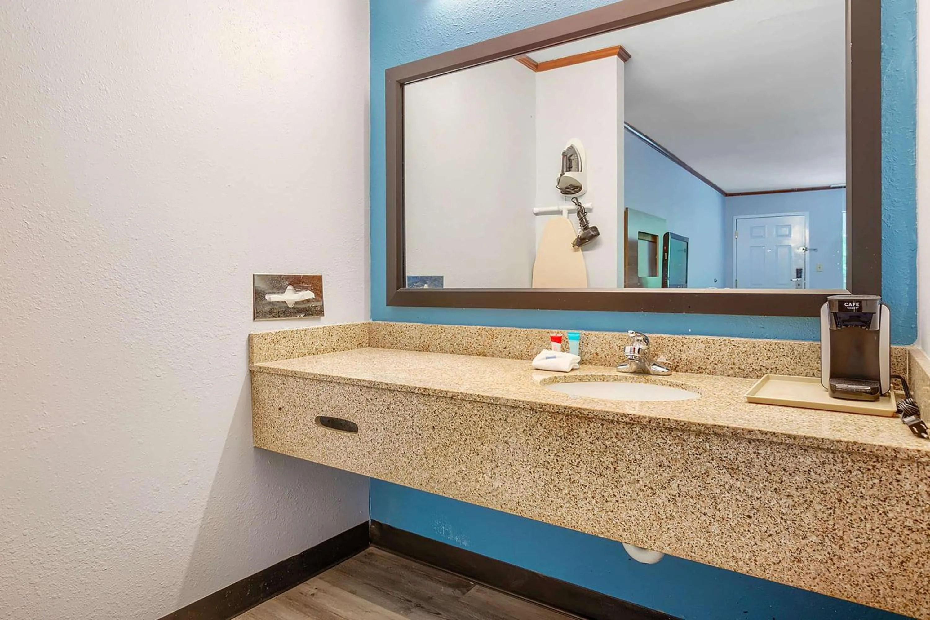 Bathroom in Days Inn by Wyndham Foley