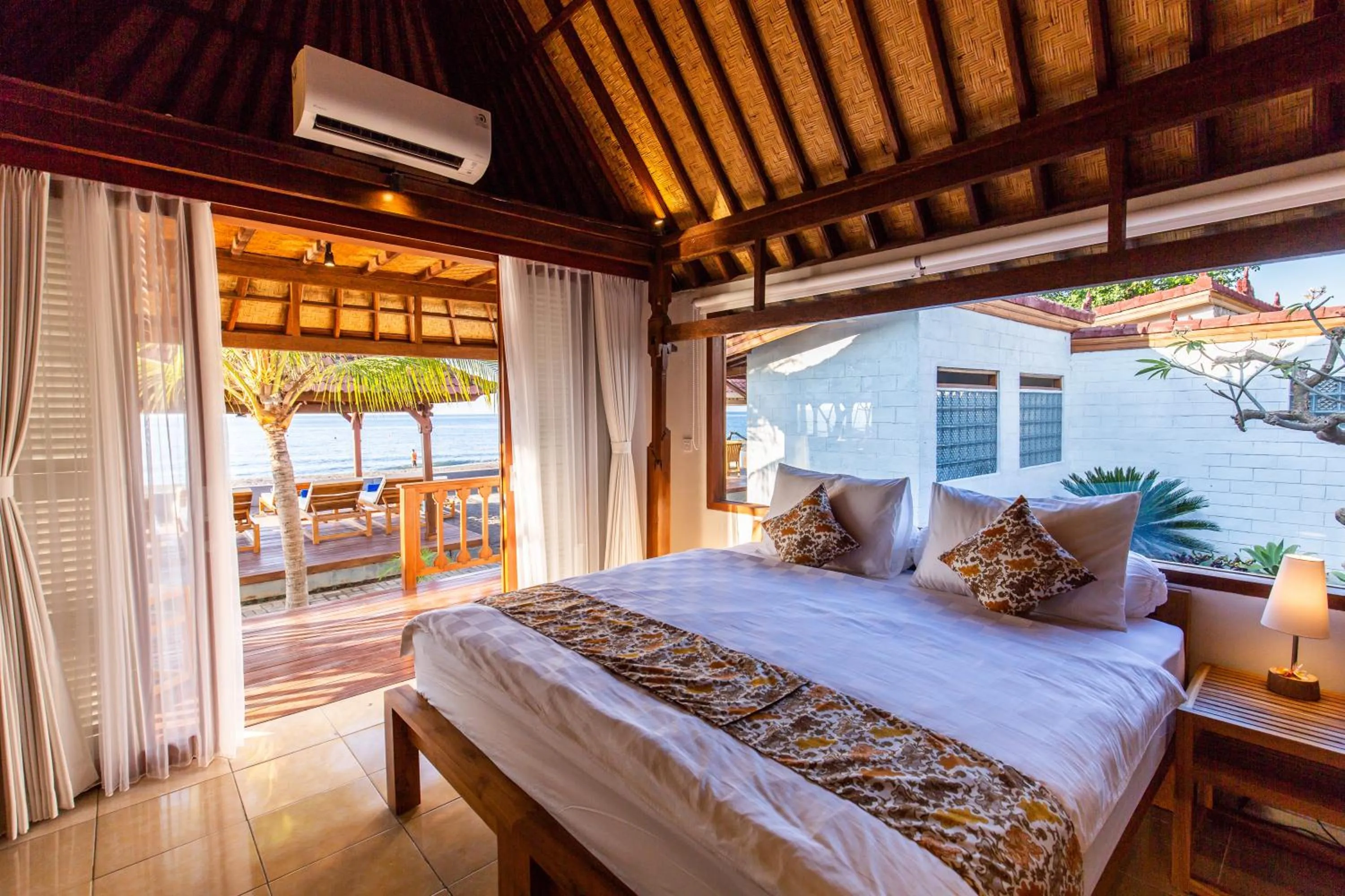 Bed in Nalika Beach Resort - Adults Only