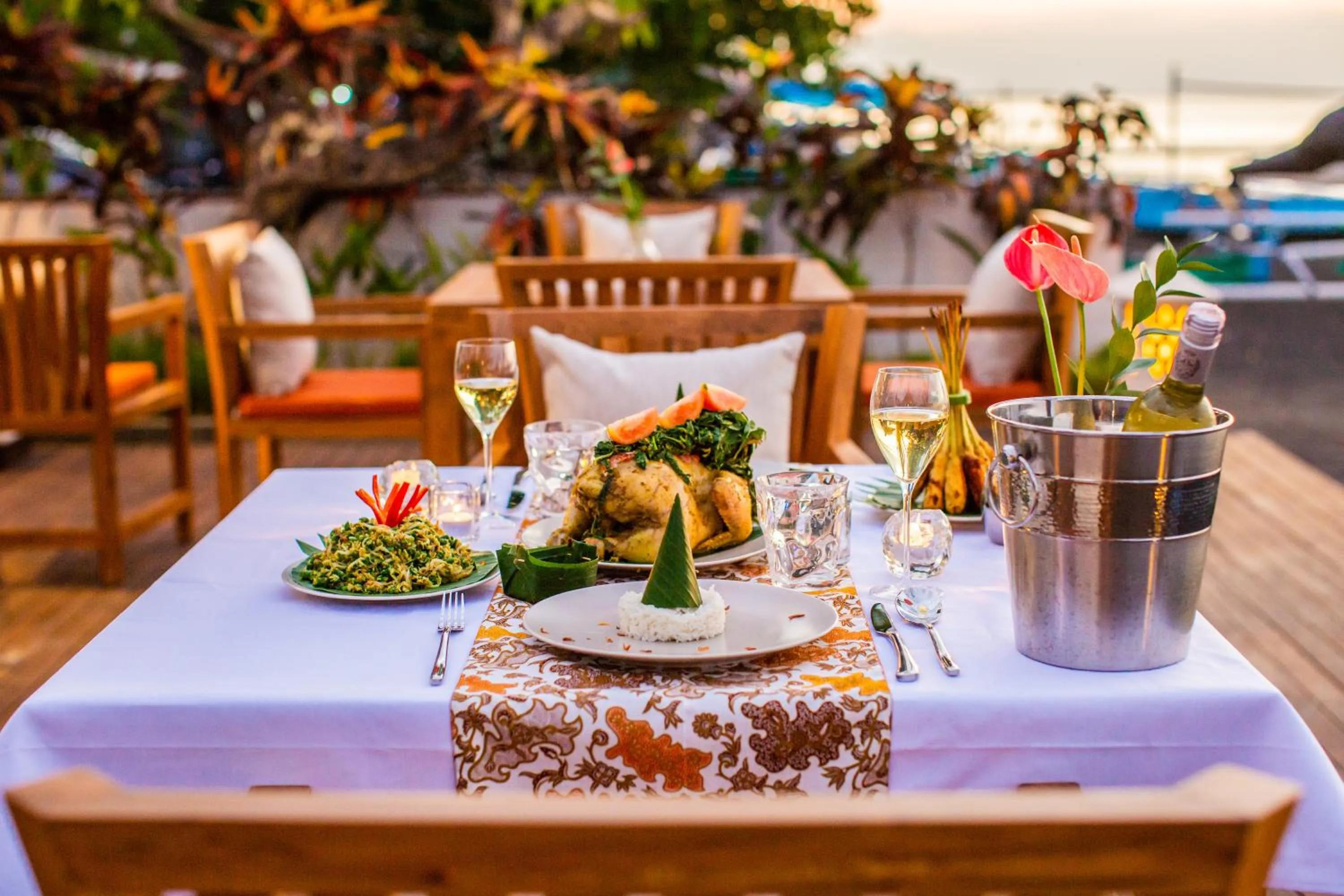 Food and drinks in Nalika Beach Resort - Adults Only