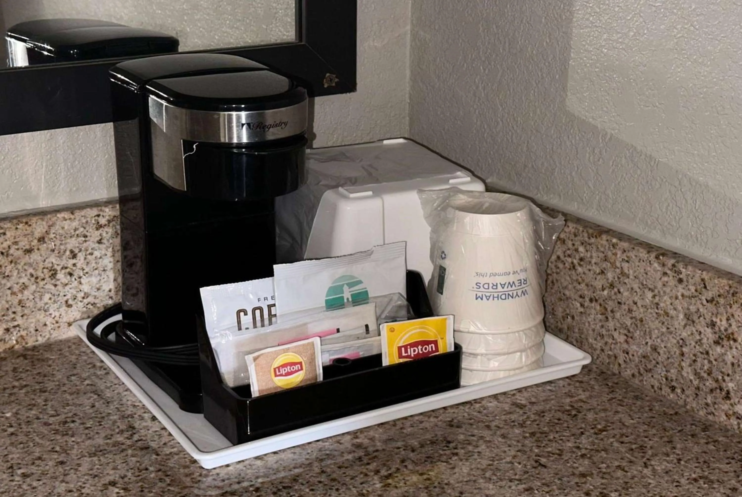 Coffee/tea facilities in Super 8 by Wyndham Monroe