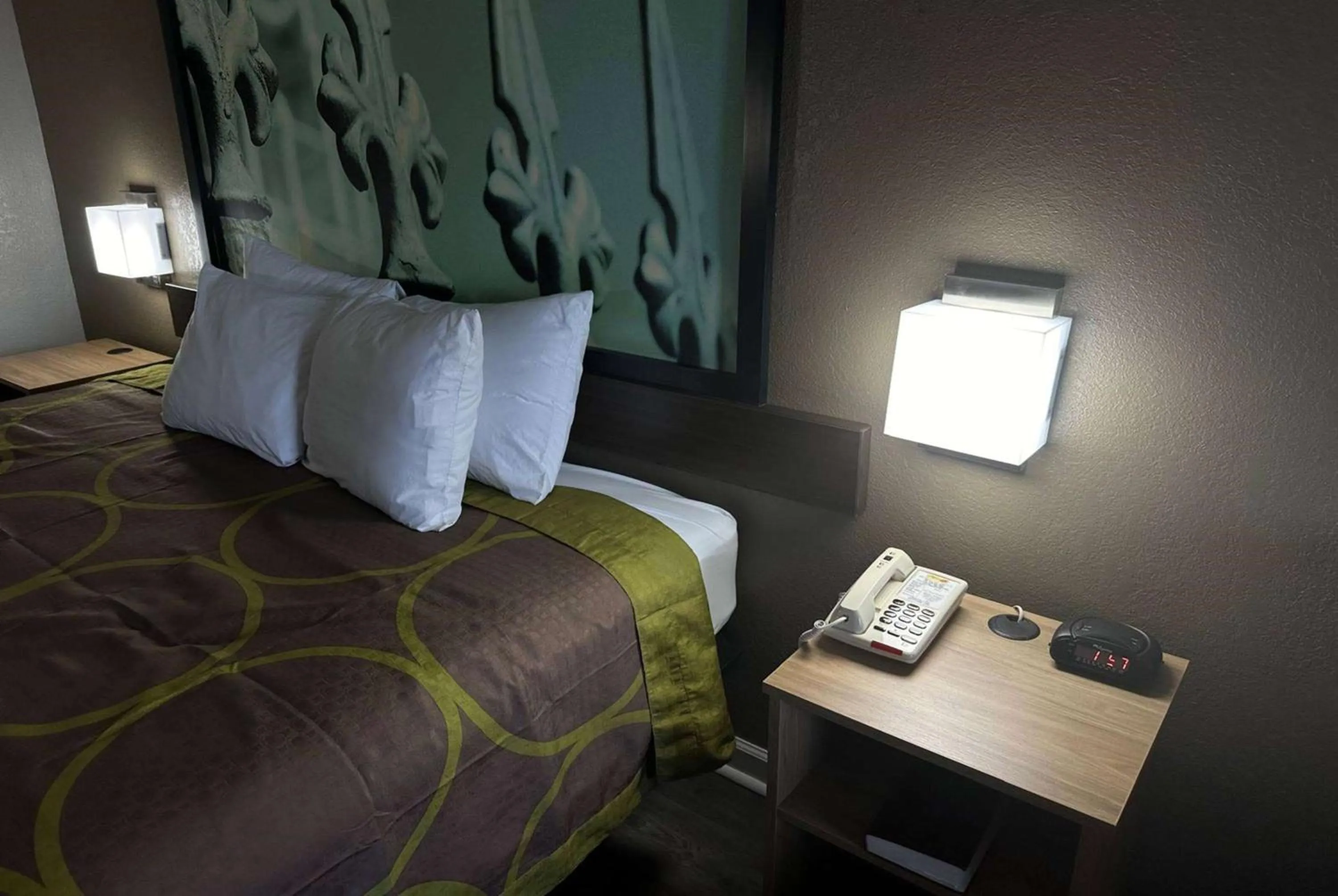 Bed in Super 8 by Wyndham Monroe