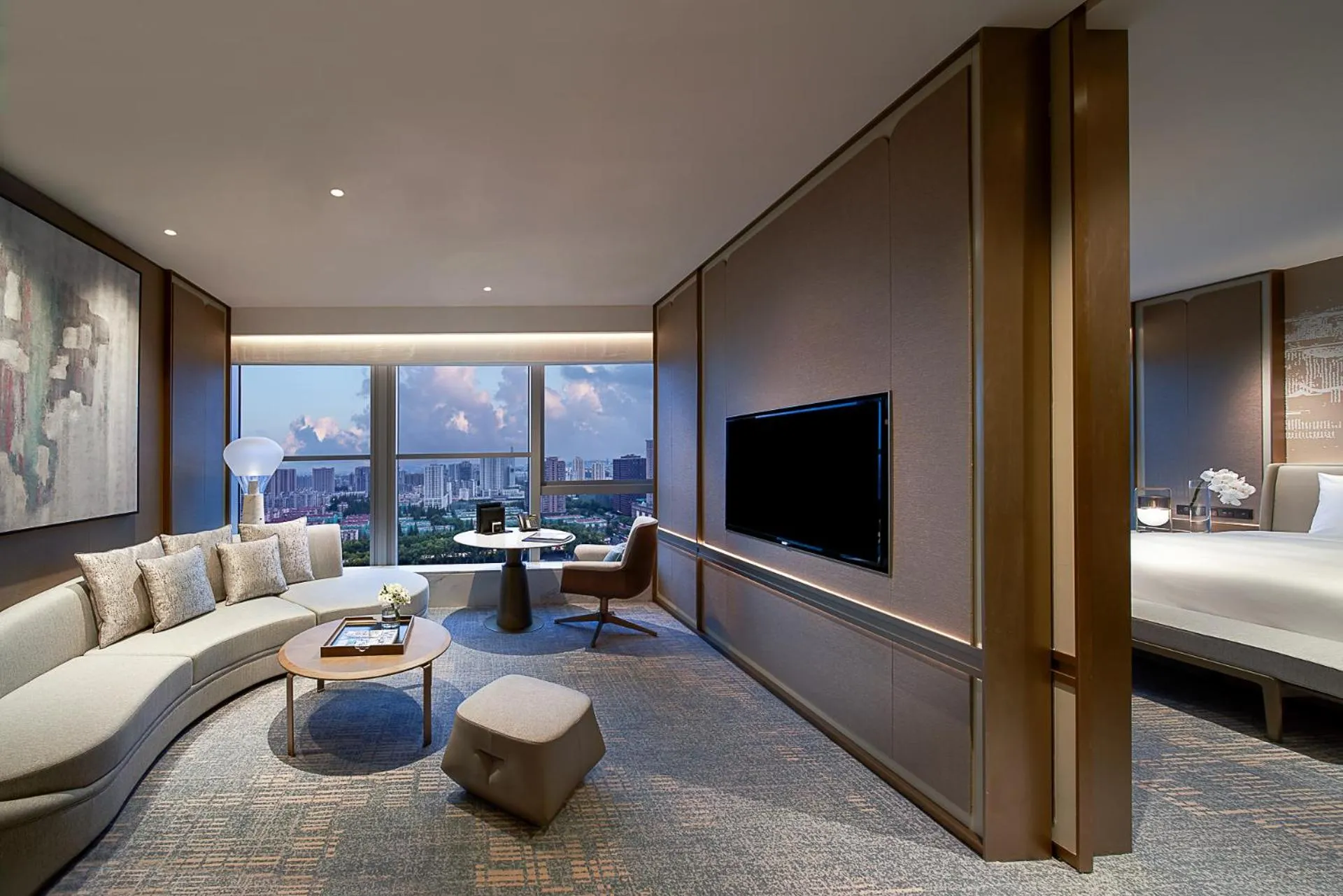 TV and multimedia in Kempinski Hotel Nanjing