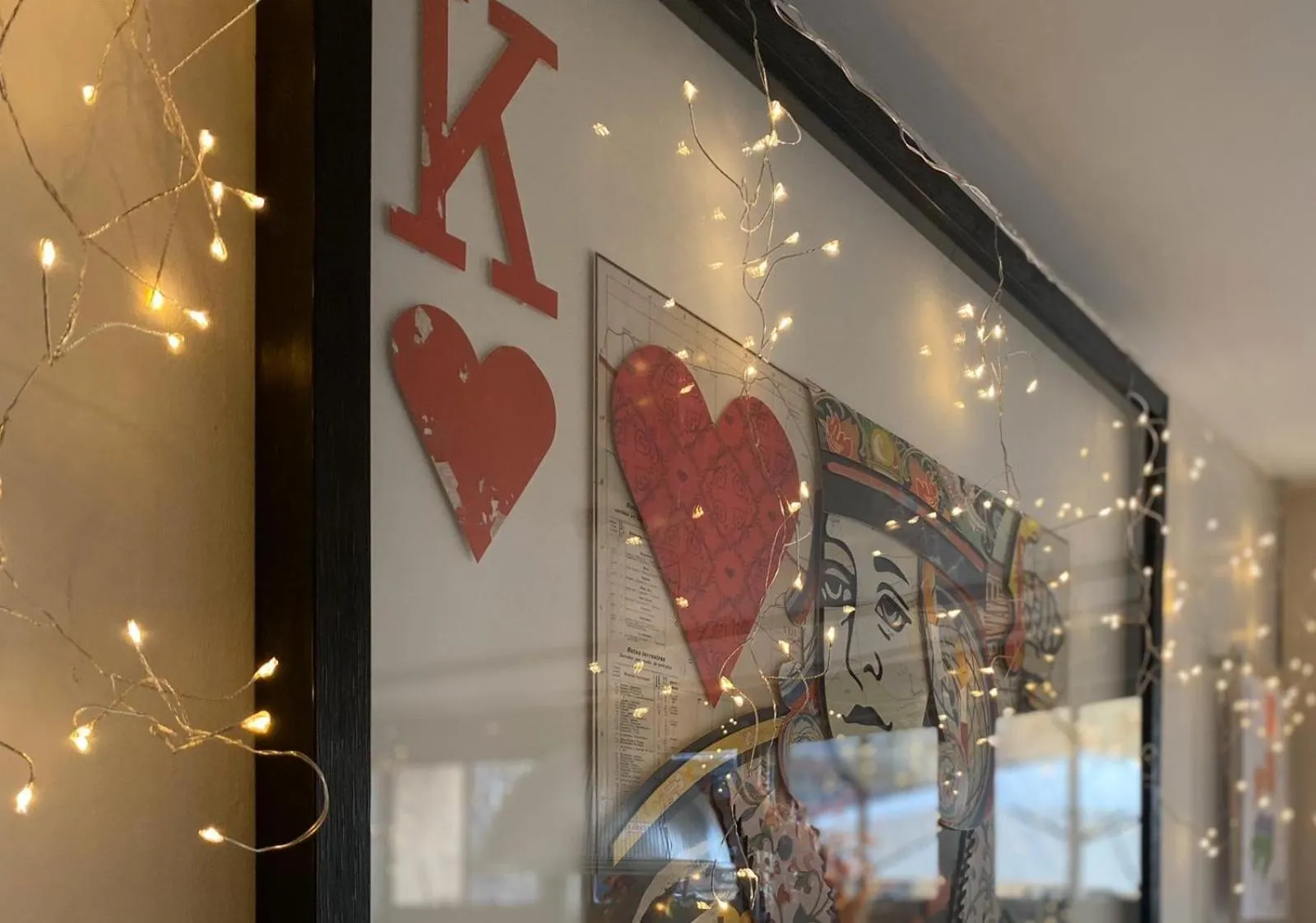 Decorative detail in The Cross Keys Sherborne