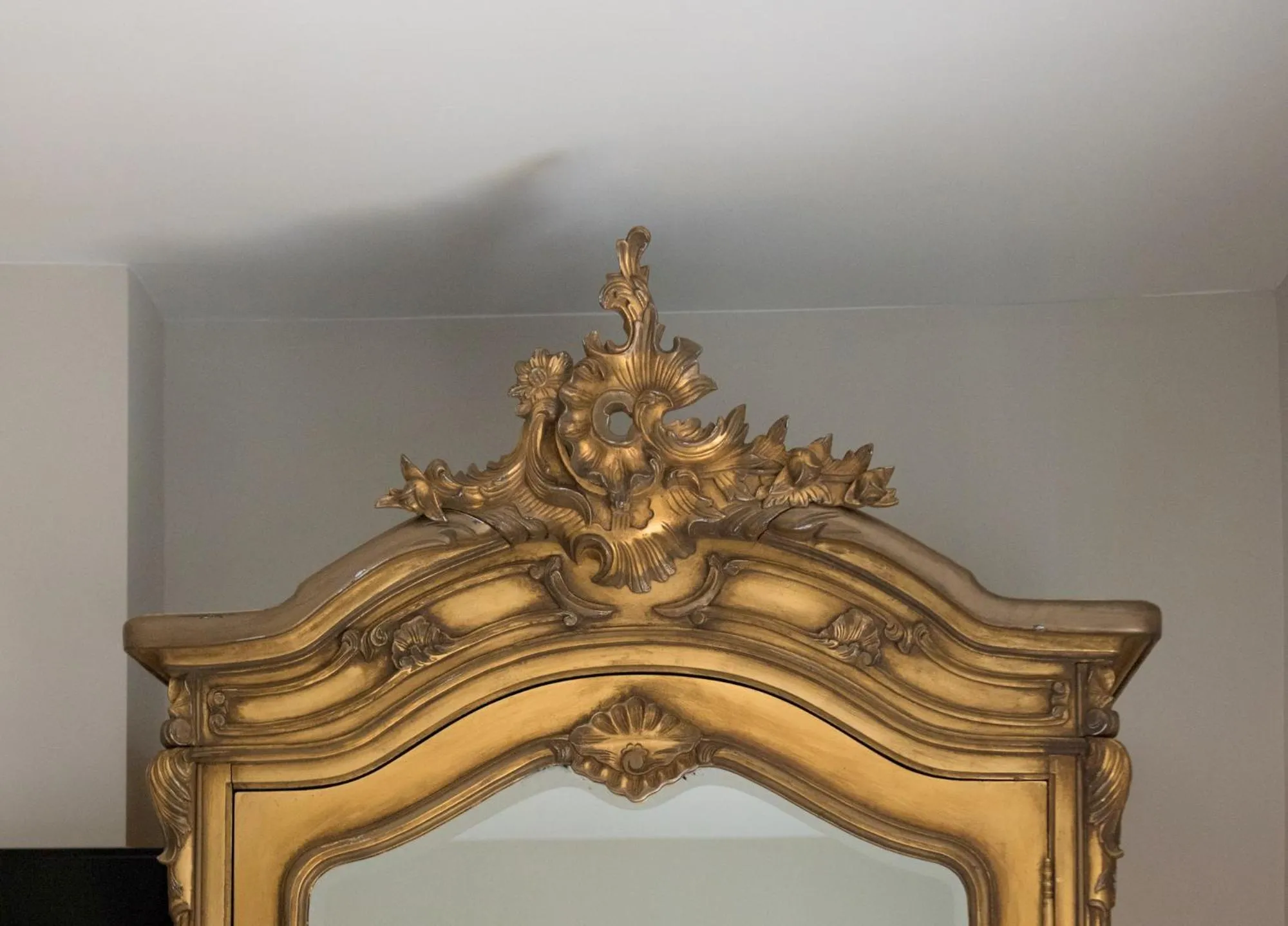 Bedroom in The Cross Keys Sherborne