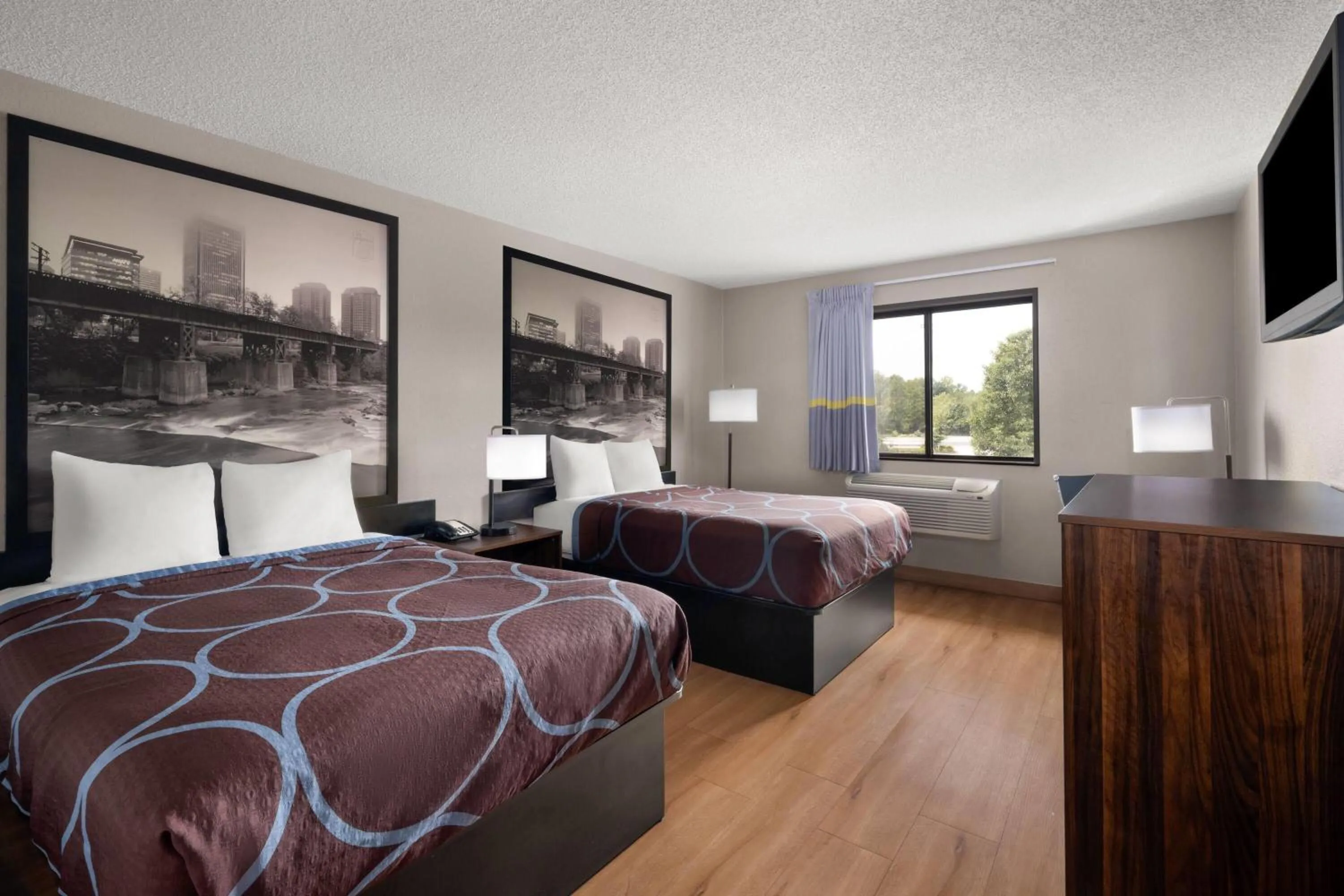 Photo of the whole room, Bed in Super 8 by Wyndham Farmville