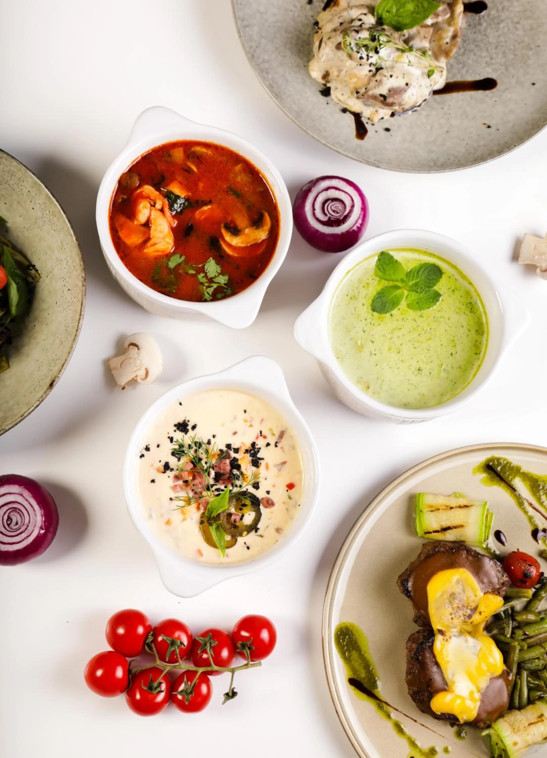 Food and drinks in Oasis Residence