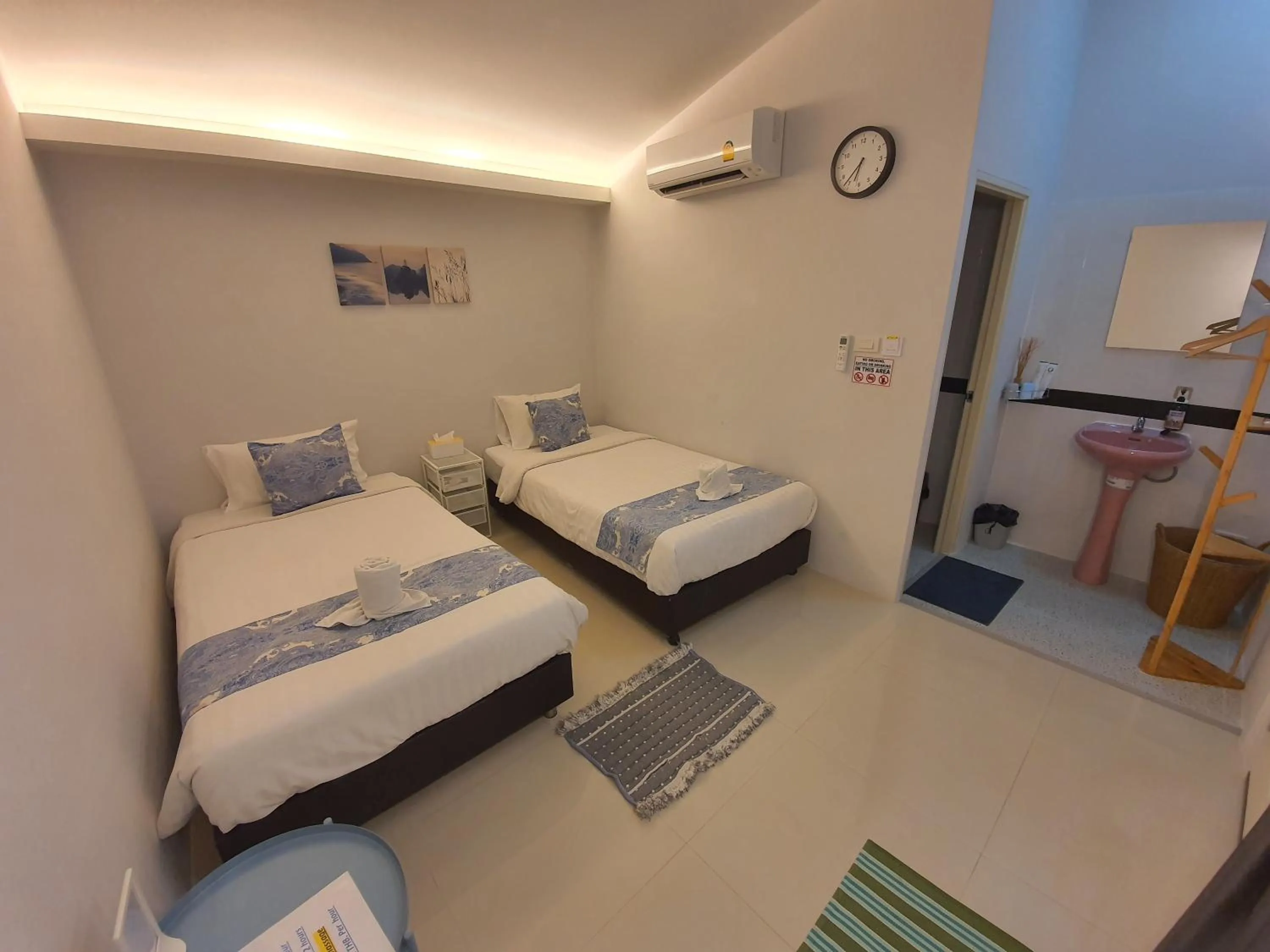 Bed in Napa Hostel Samrong Station