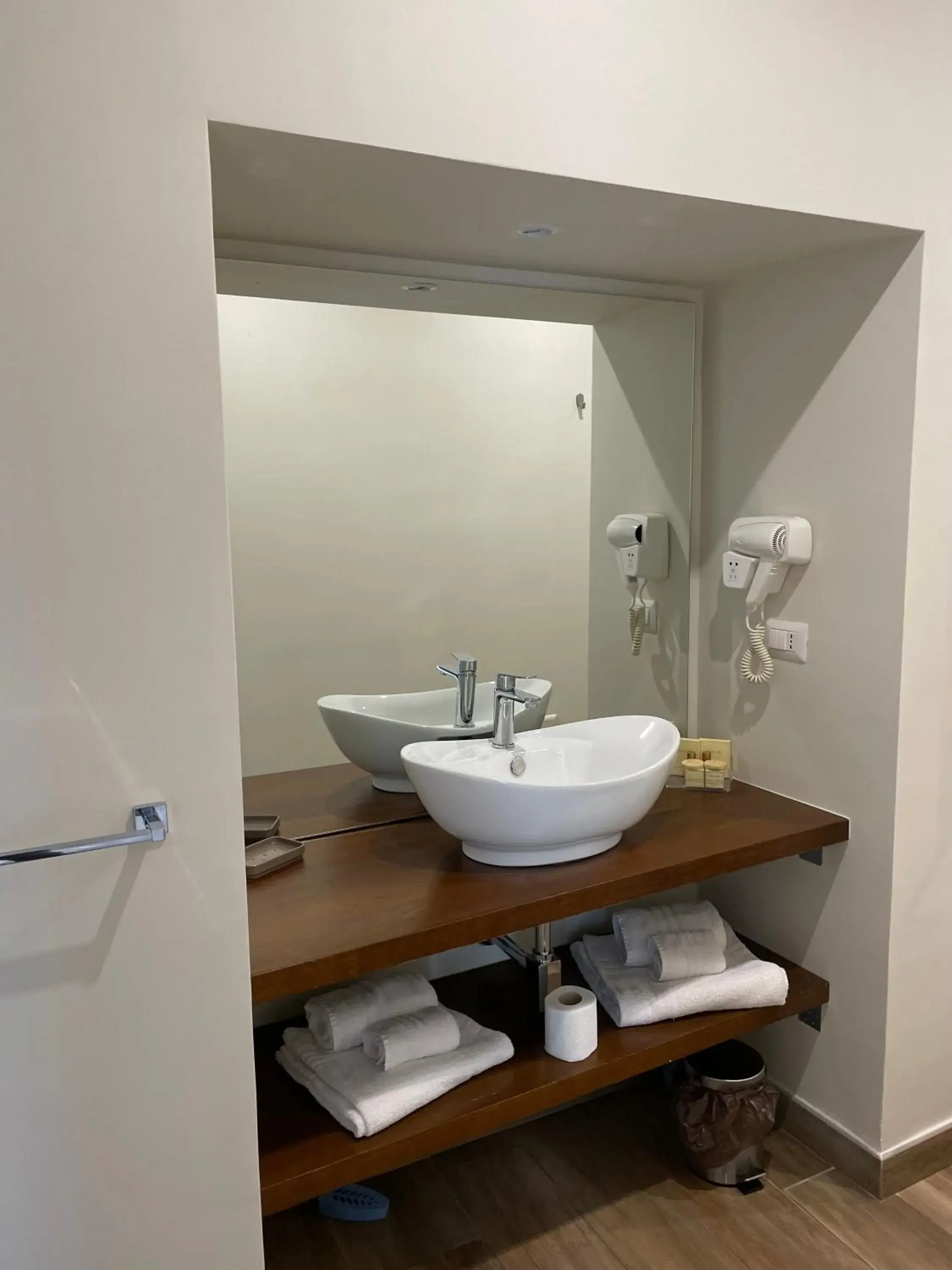 Deluxe Room in Dante Maison De Luxe Deluxe Room in Dante Maison De Luxe