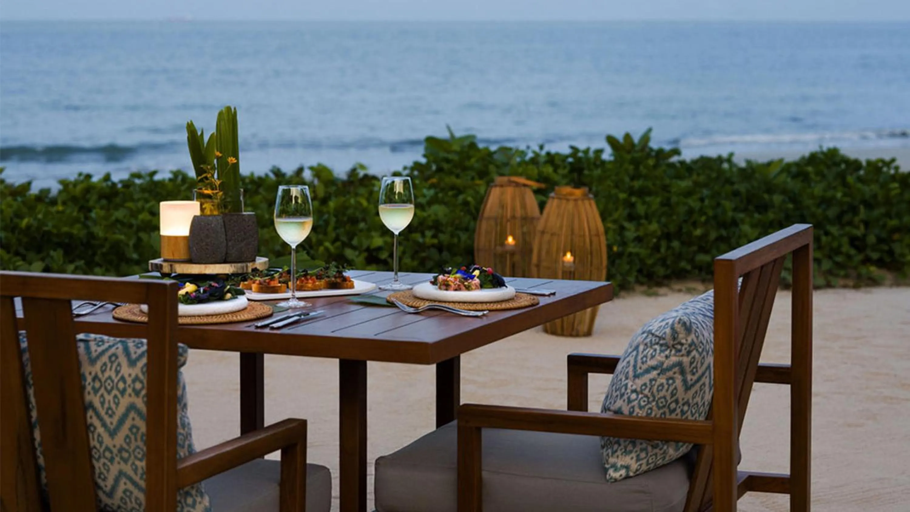 Lounge or bar in The Sireya Desaru Coast - Operated by Mandarin Oriental