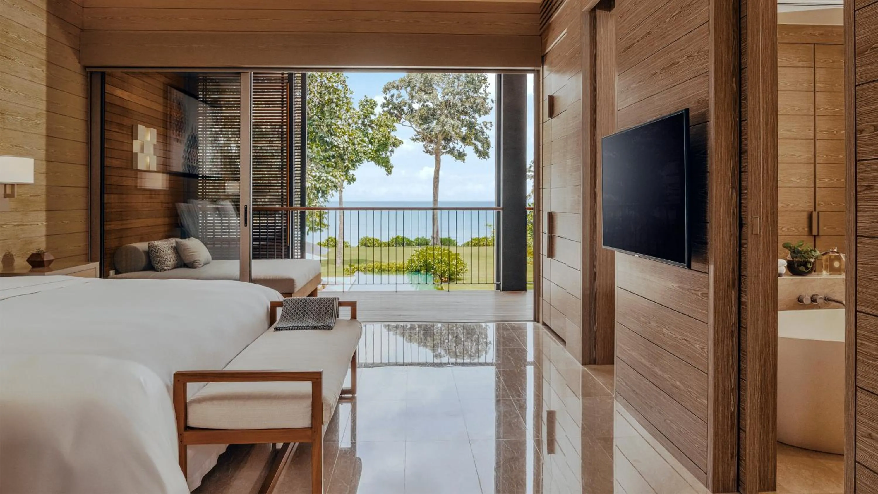 Swimming pool, Bed in The Sireya Desaru Coast - Operated by Mandarin Oriental