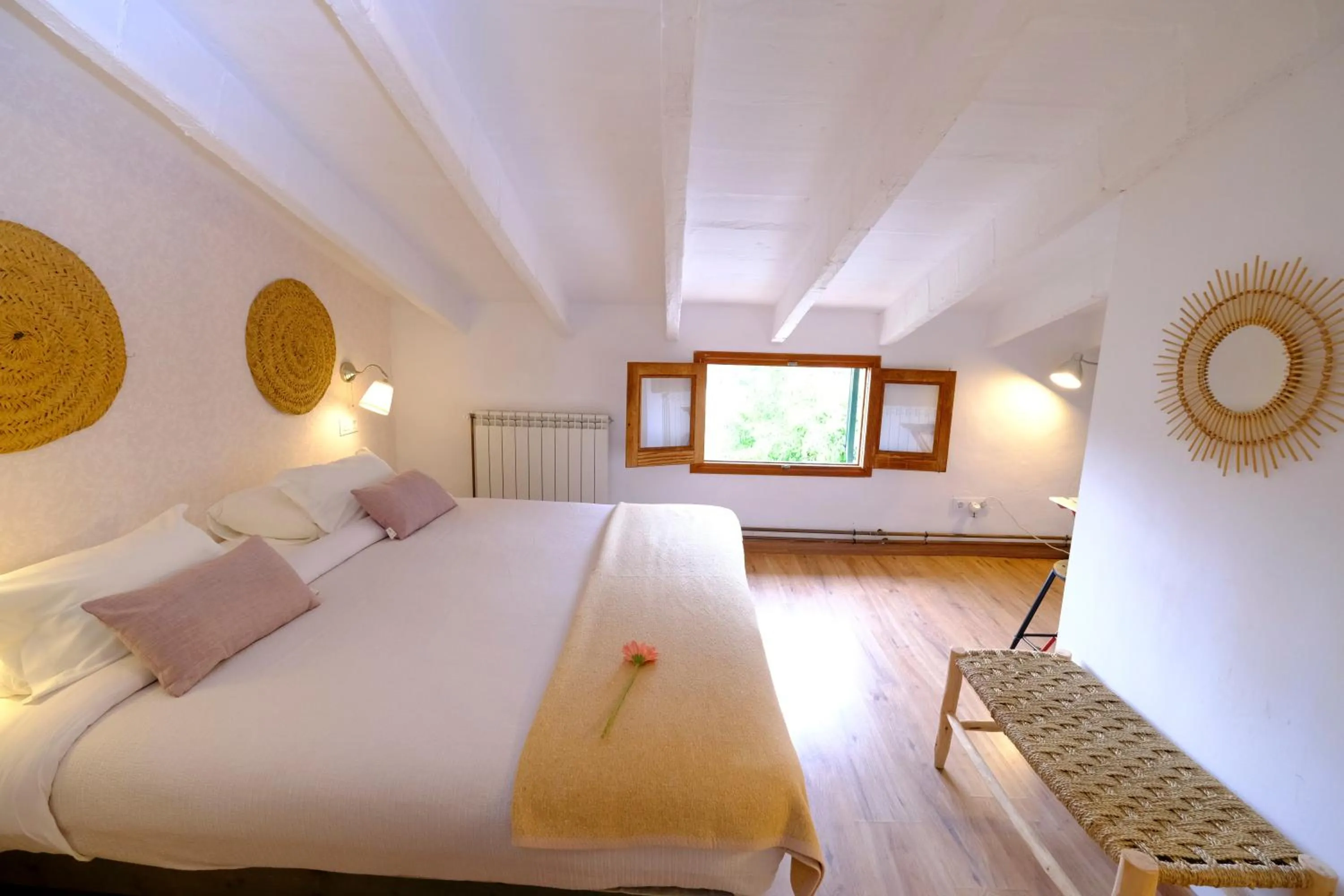 Bed in Casa Caimari Guest House, for mountain lovers!