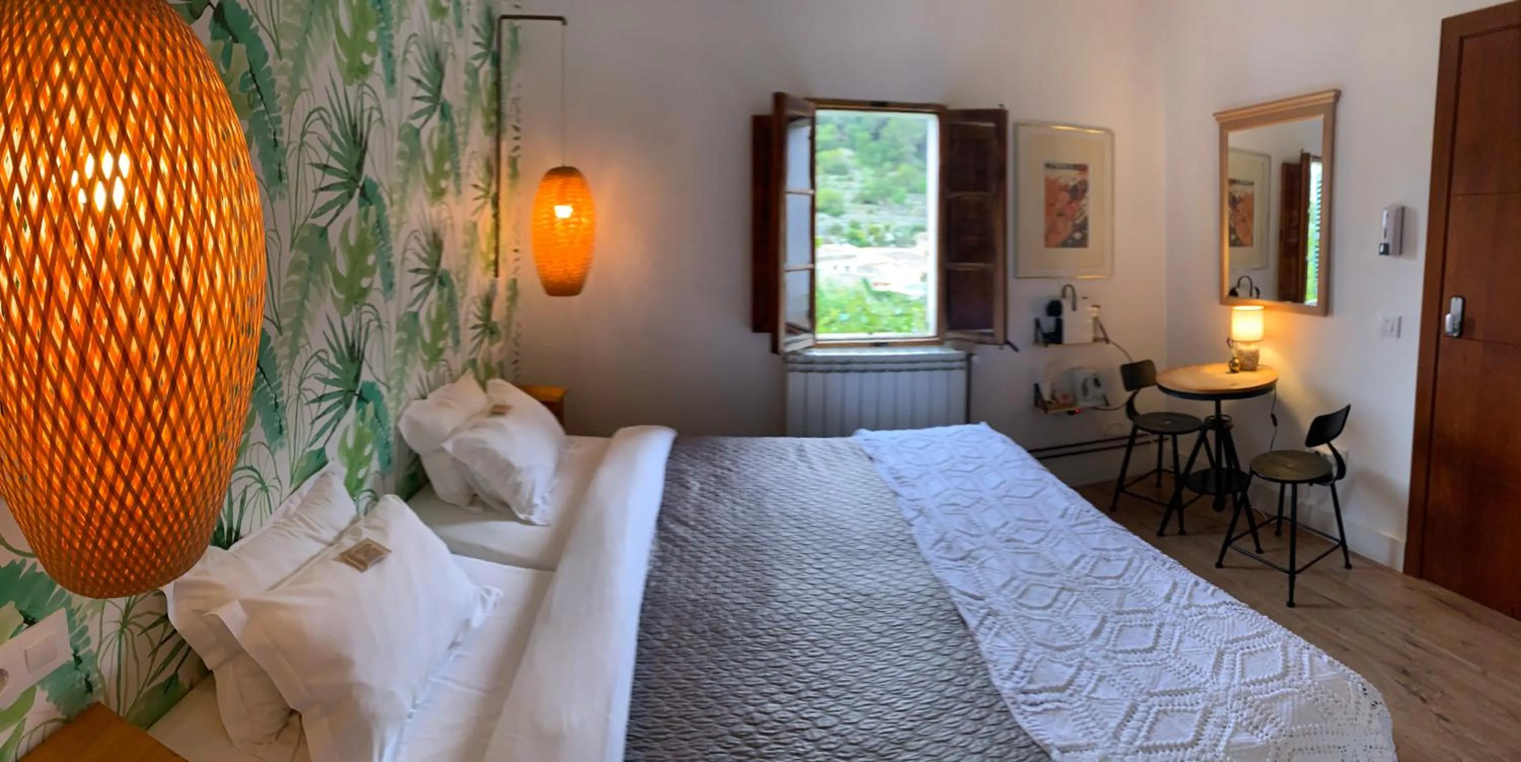 Photo of the whole room, Bed in Casa Caimari Guest House, for mountain lovers!