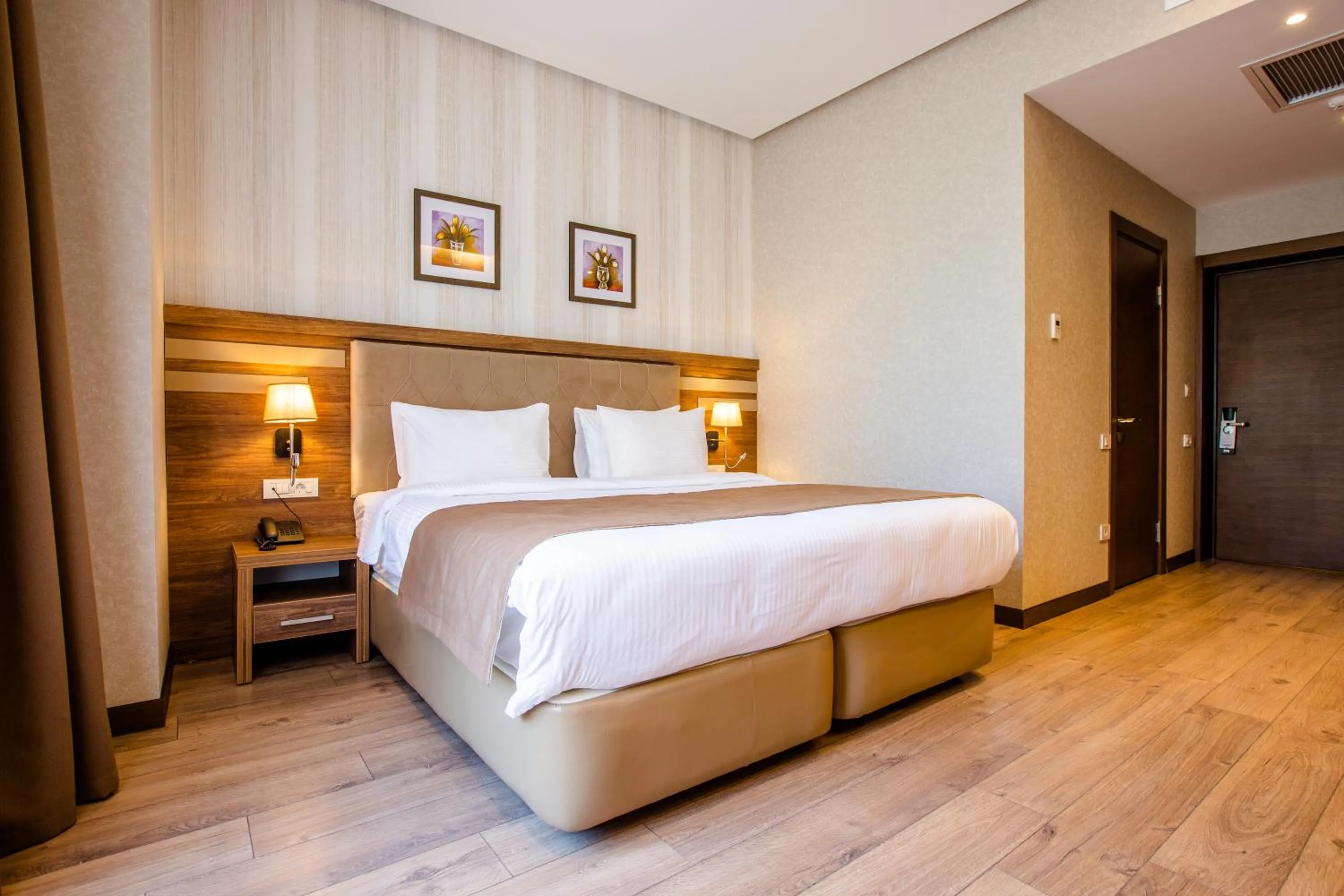 Bed in City Park Hotel