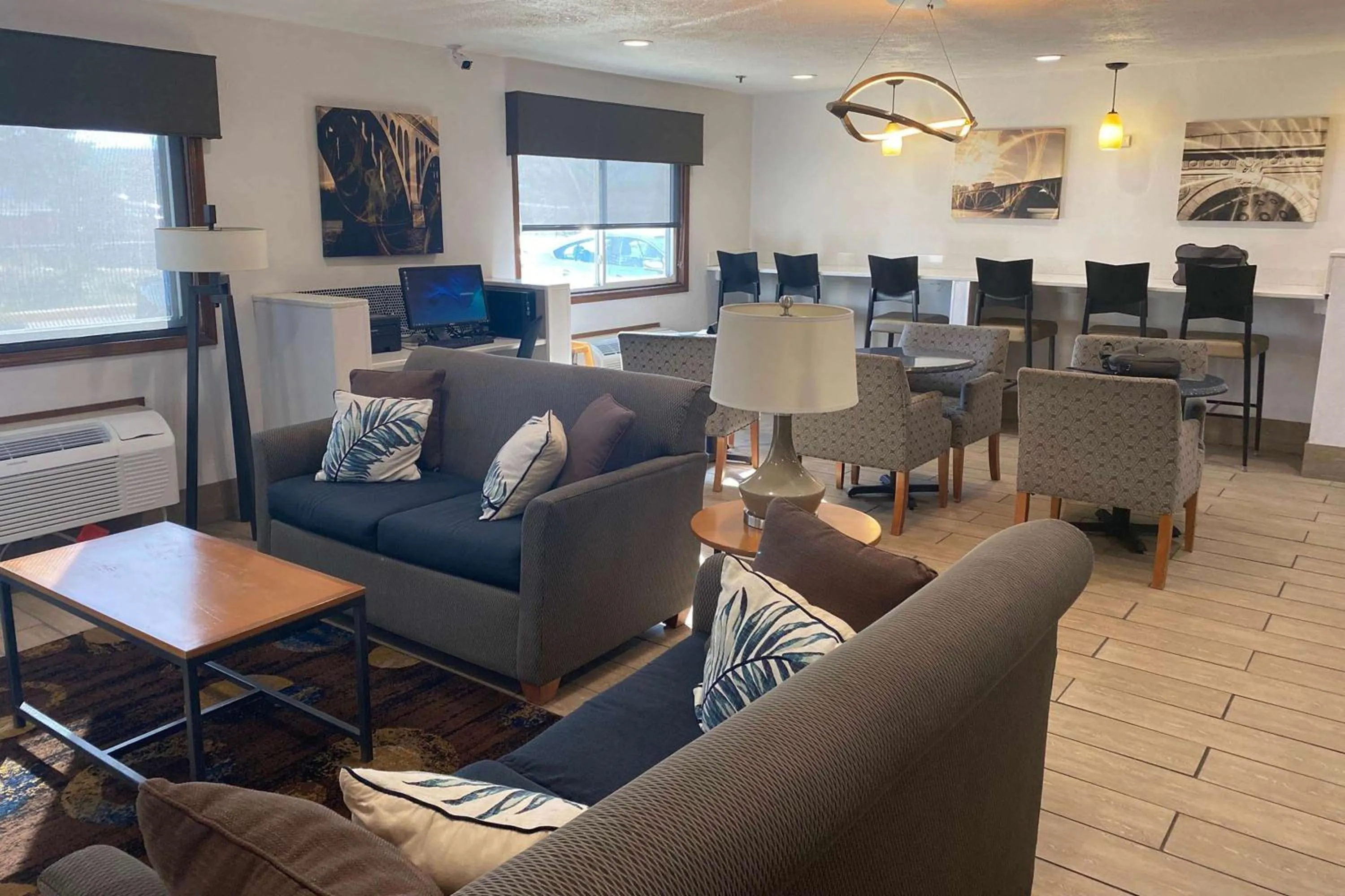 Lobby or reception in Baymont by Wyndham Danville IL