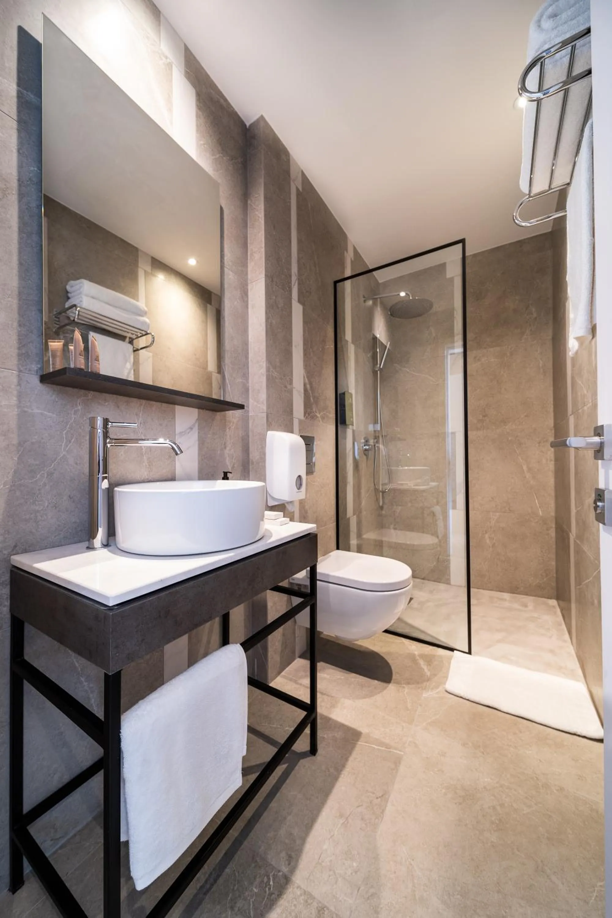 Bathroom in Alinea Suites Limassol Center