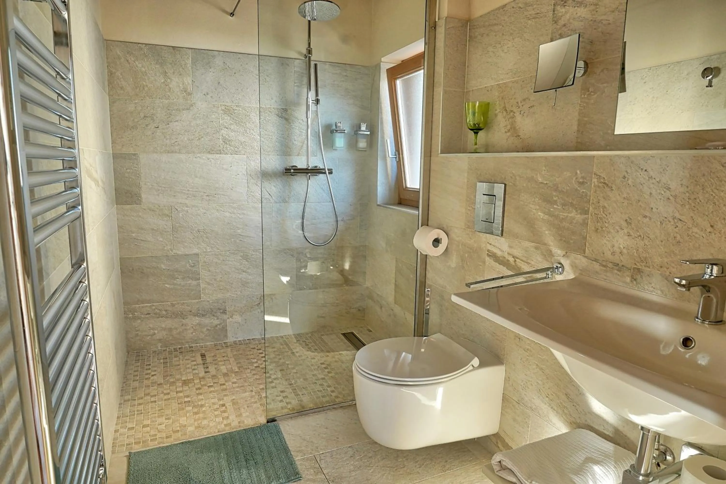 Bathroom in Suites DANICA