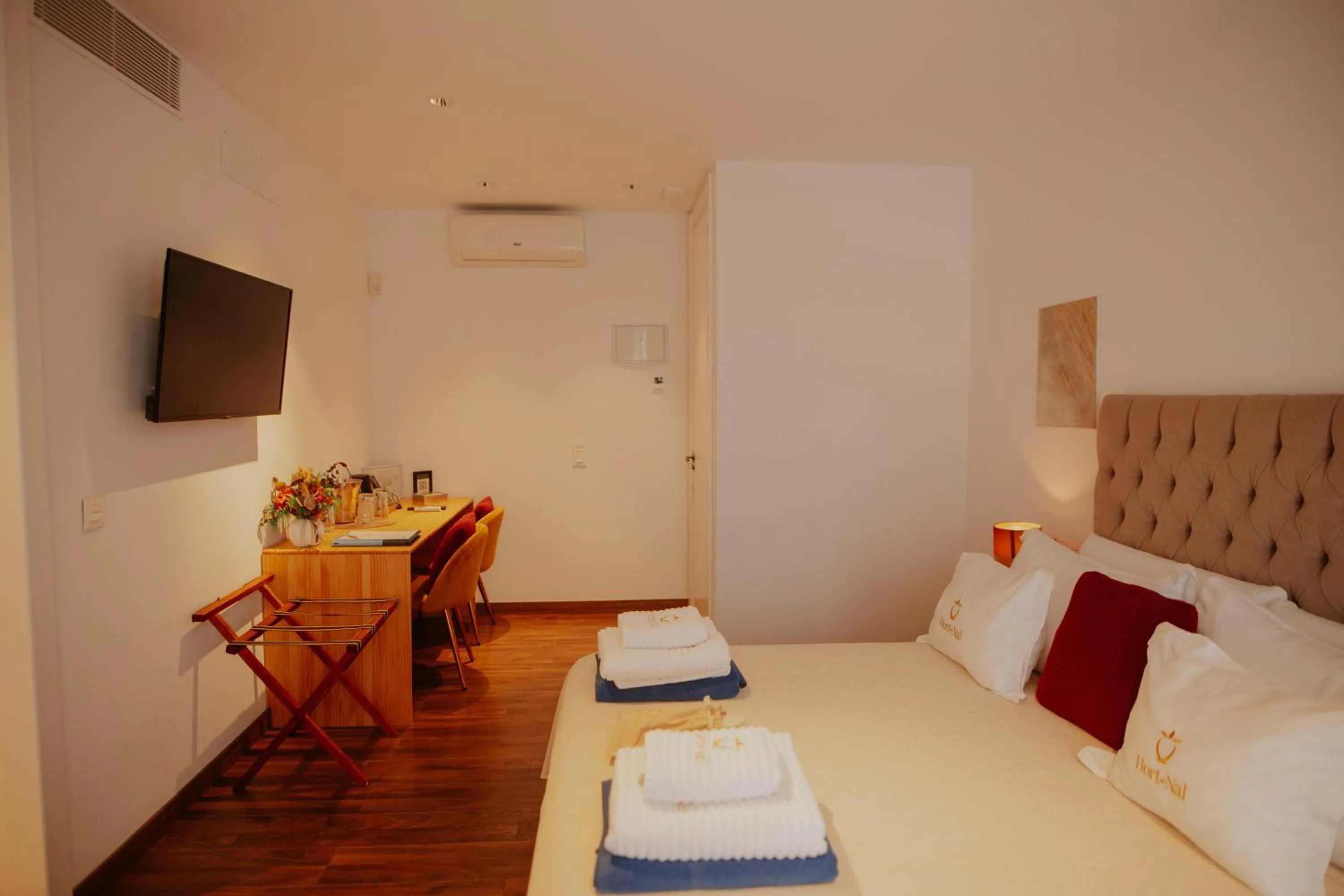 Photo of the whole room in Hotel Boutique Hort de Nal