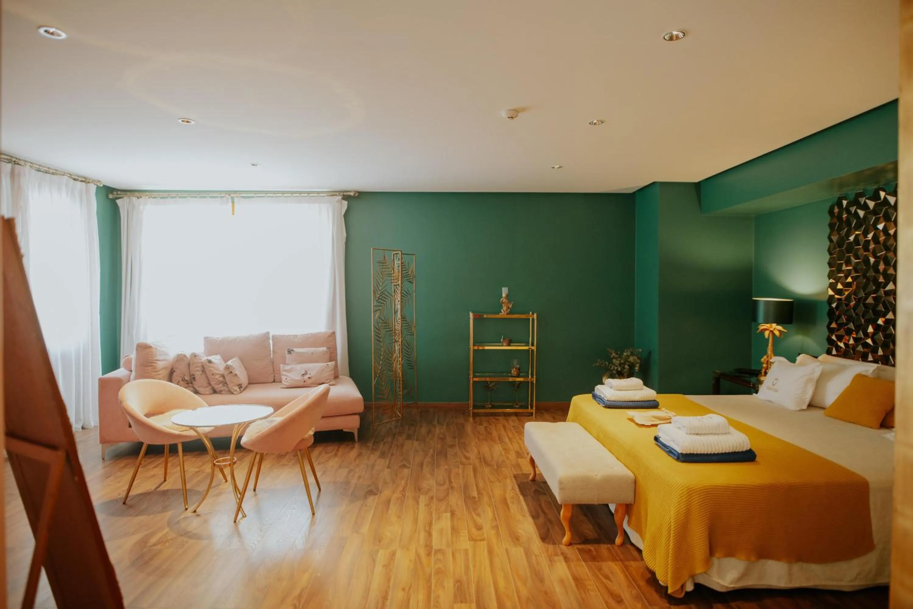 Photo of the whole room in Hotel Boutique Hort de Nal