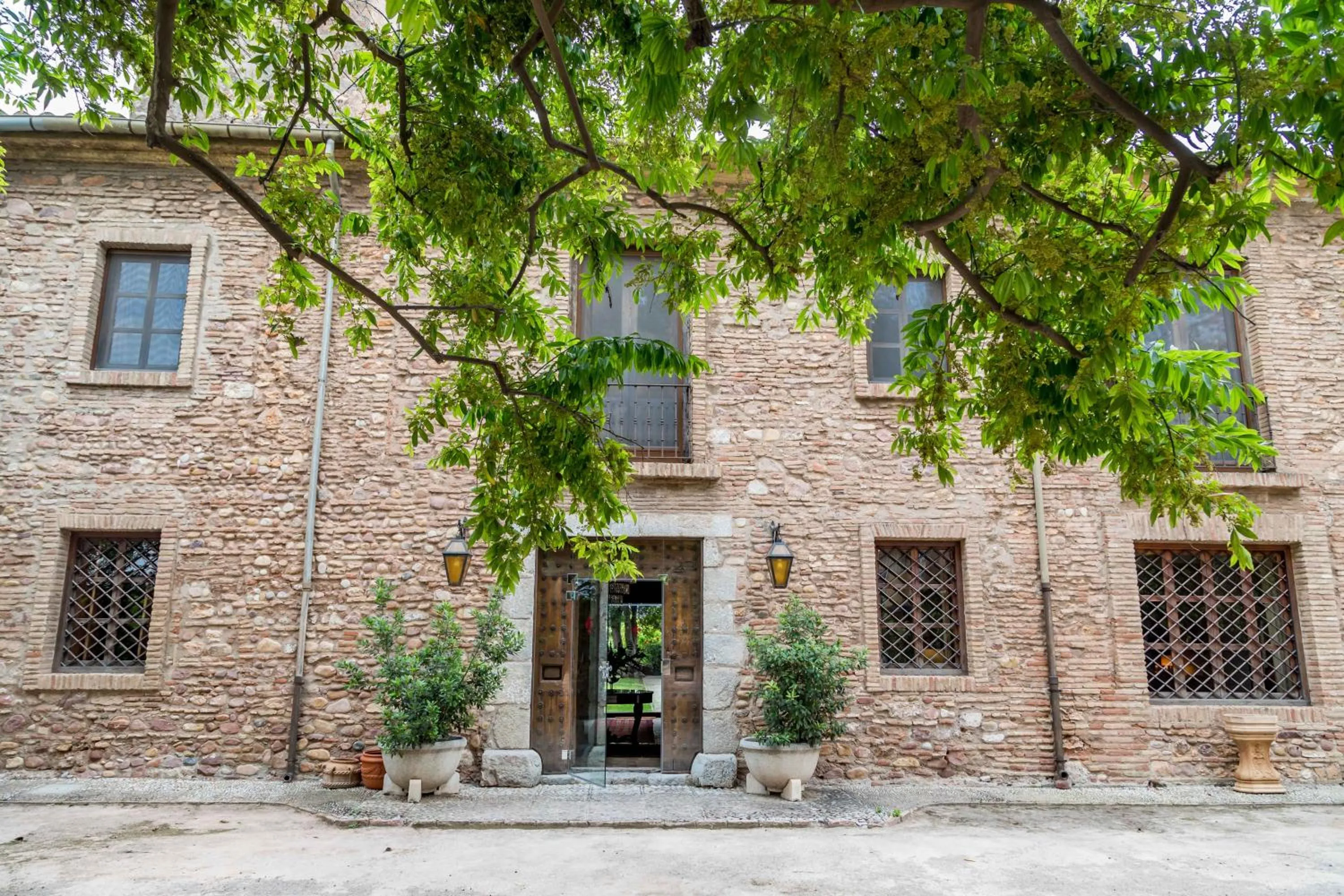Facade/entrance in Alquería Calatrava B&B