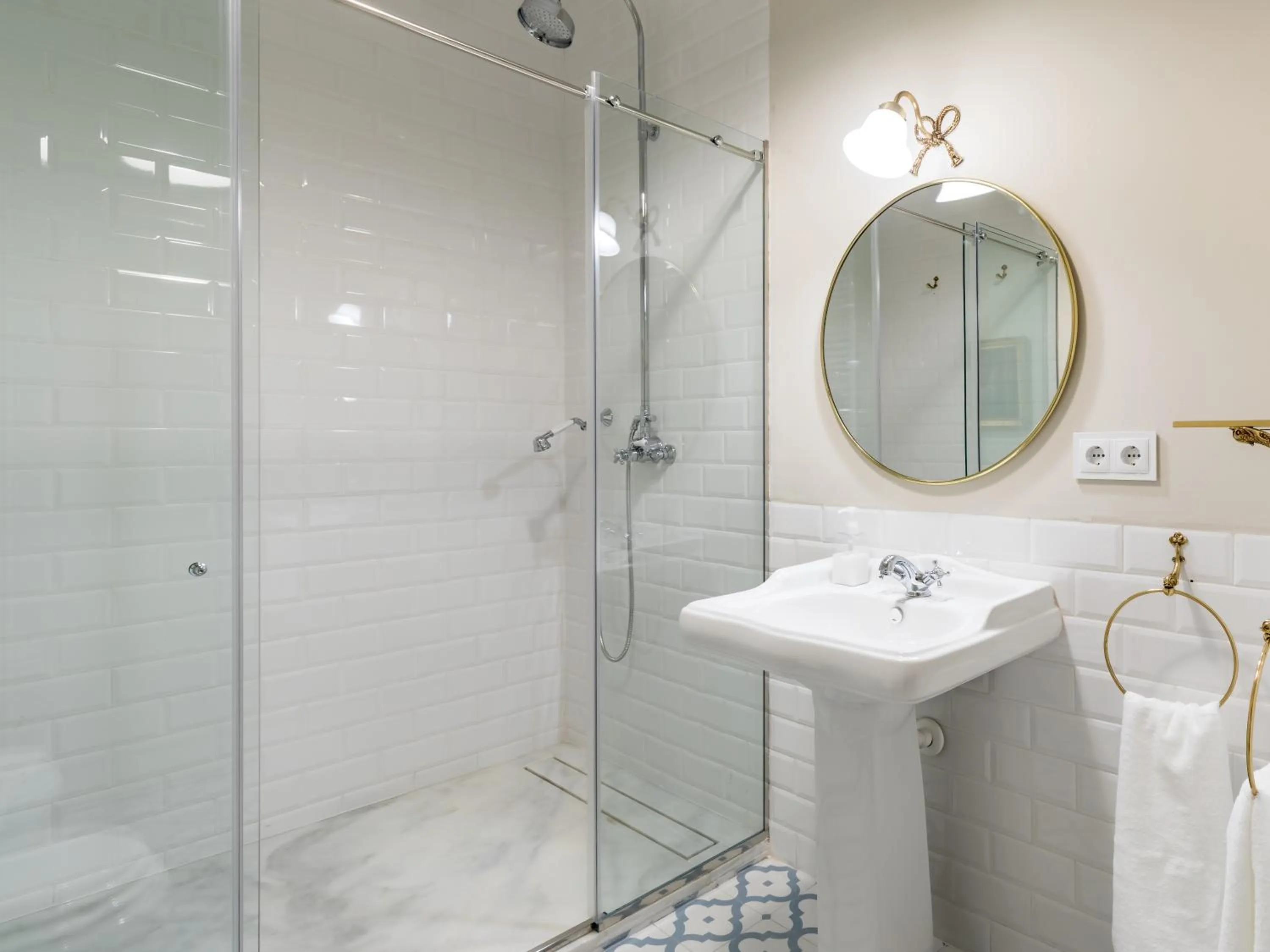 Bathroom in Alquería Calatrava B&B
