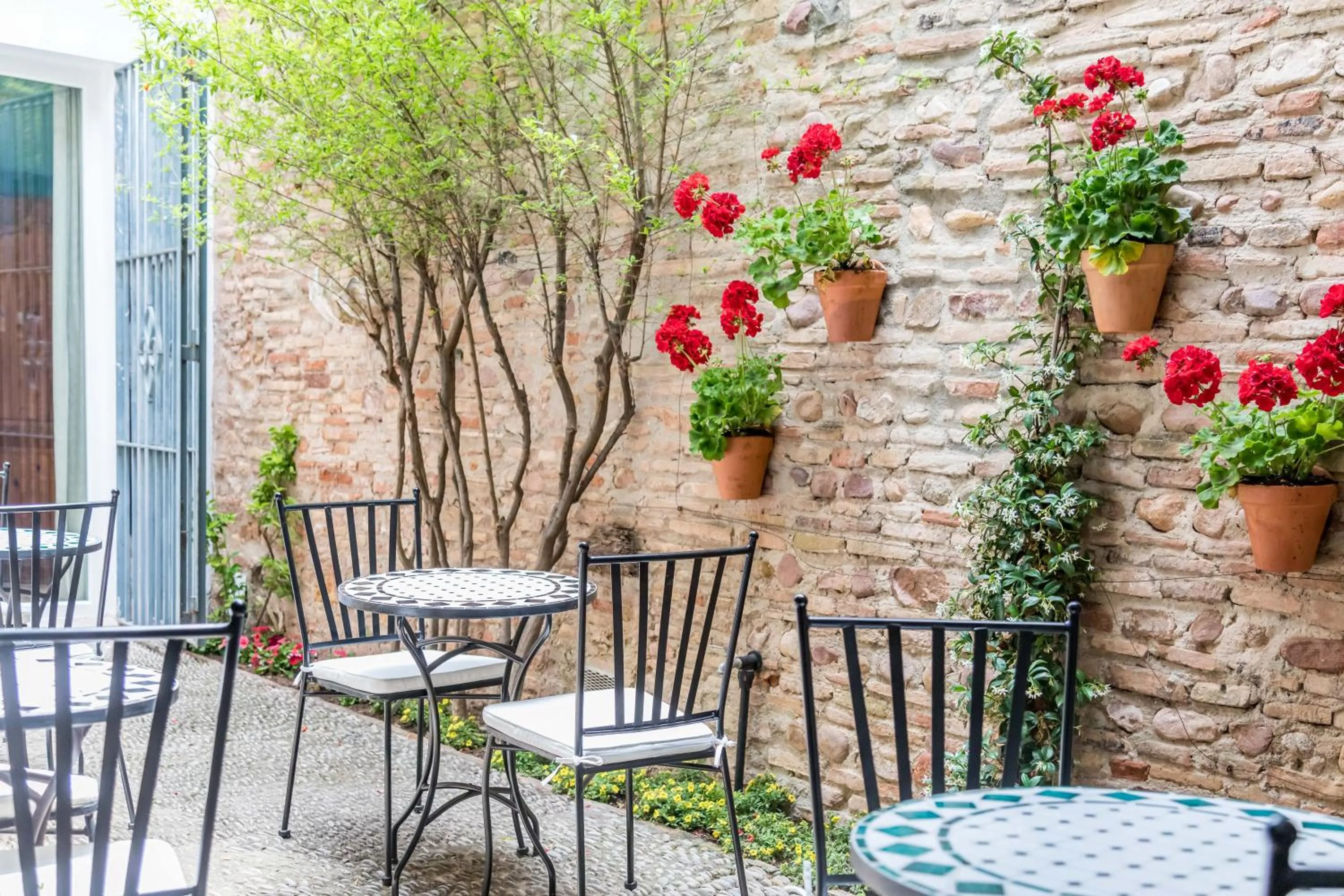 Patio in Alquería Calatrava B&B
