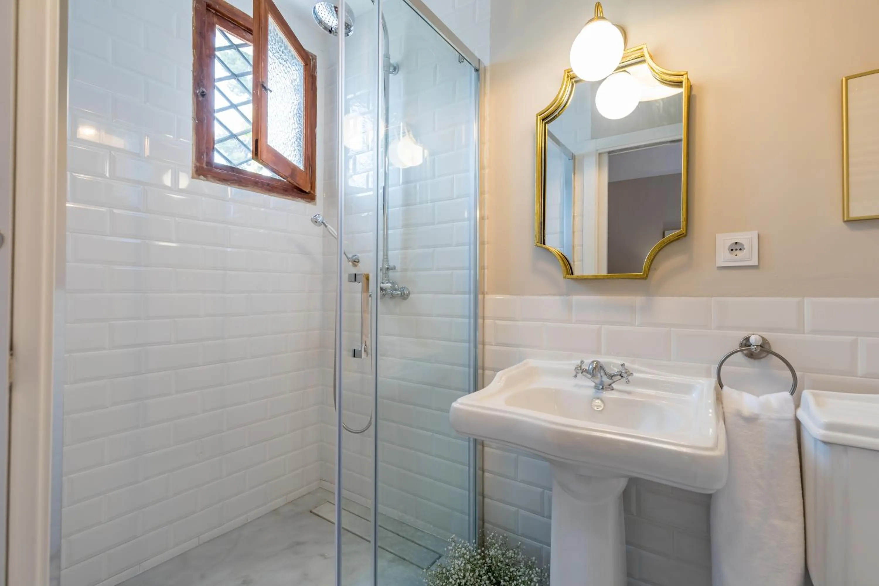 Bathroom in Alquería Calatrava B&B