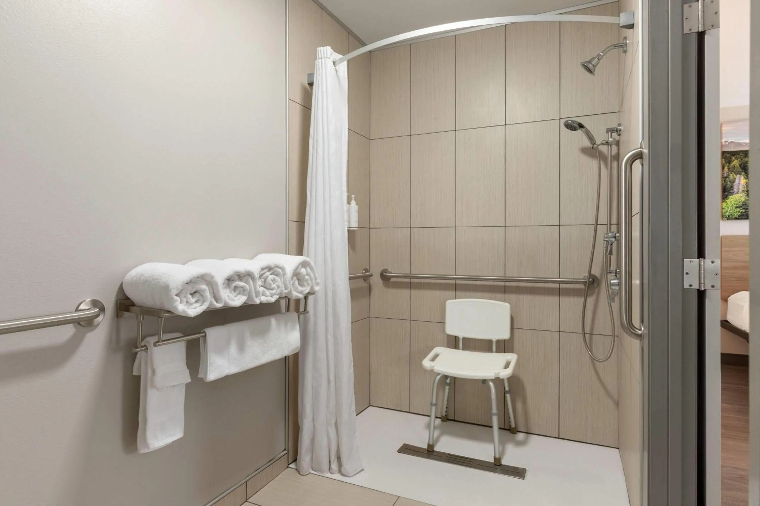 Shower in Days Inn by Wyndham Worland