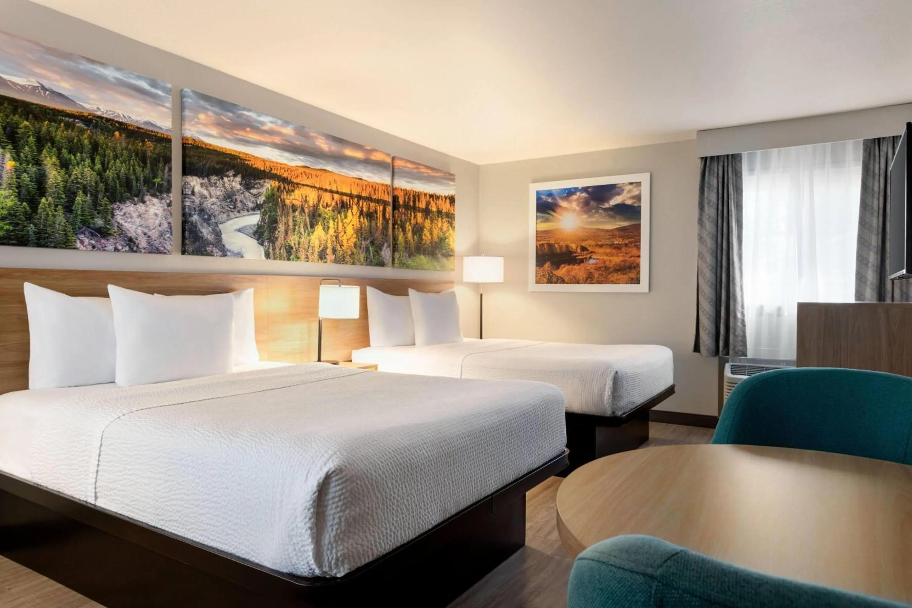 Photo of the whole room, Bed in Days Inn by Wyndham Worland