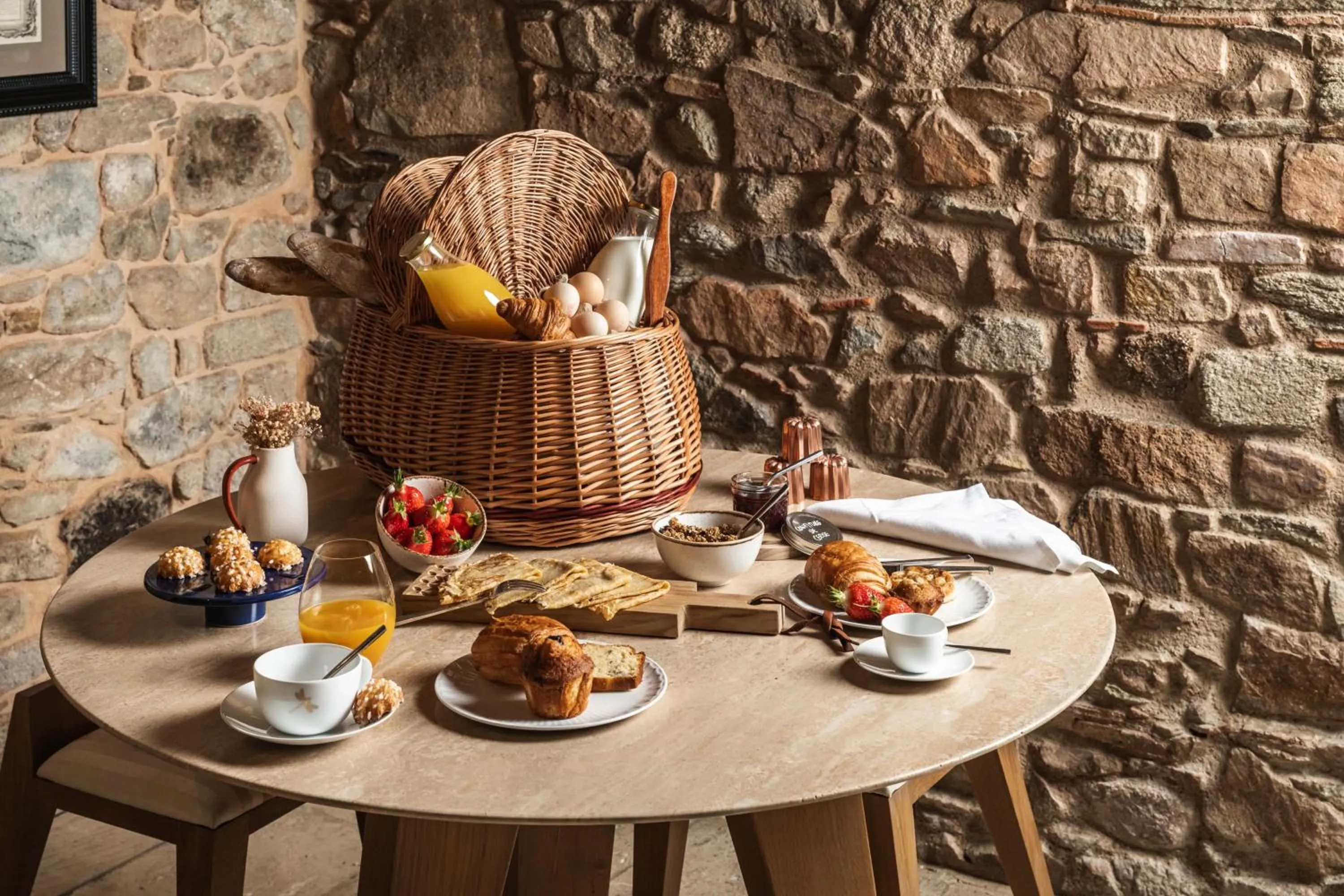 Breakfast in Domaine des Etangs, Auberge Collection