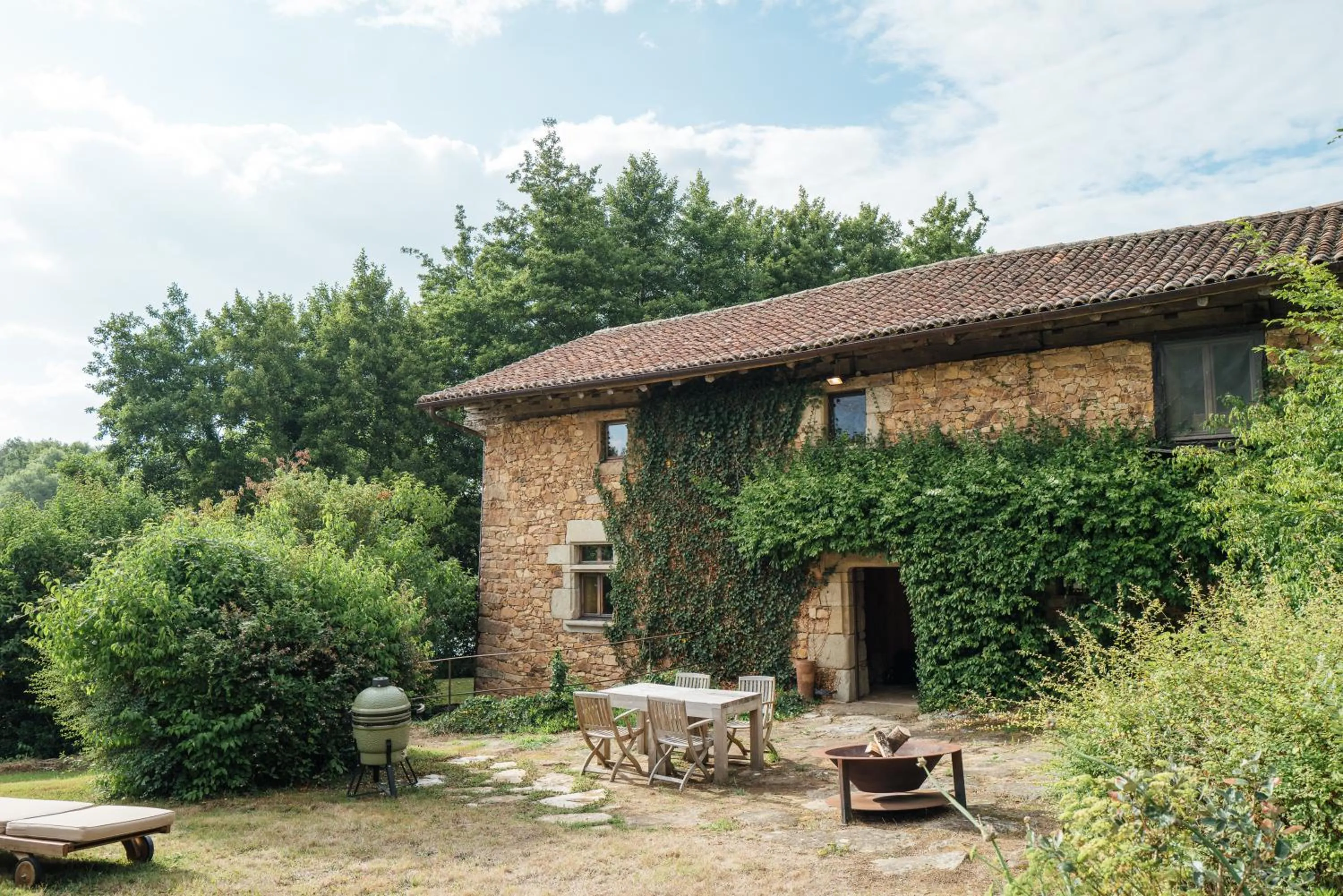 Property building in Domaine des Etangs, Auberge Collection