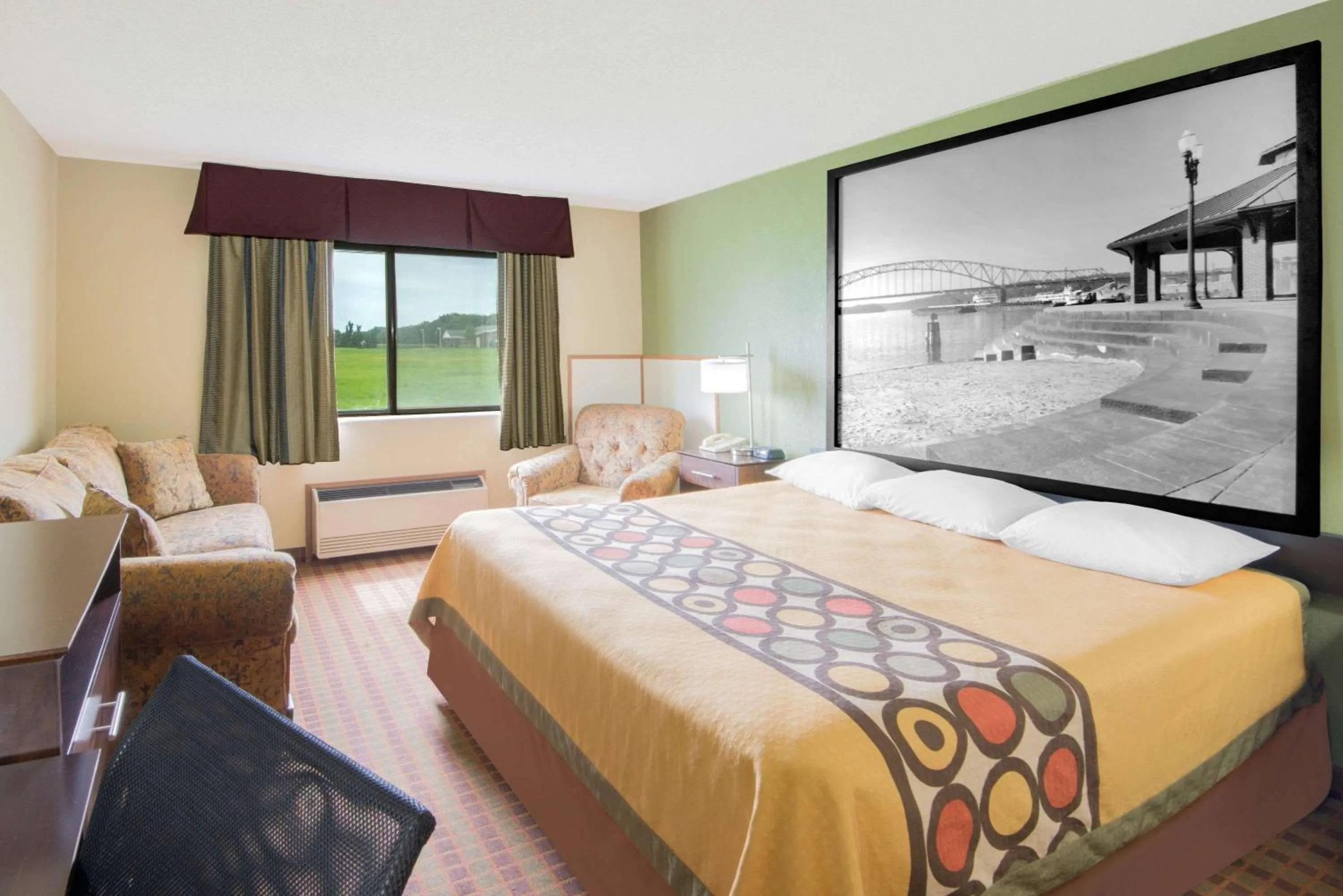 Photo of the whole room in Super 8 by Wyndham Story City