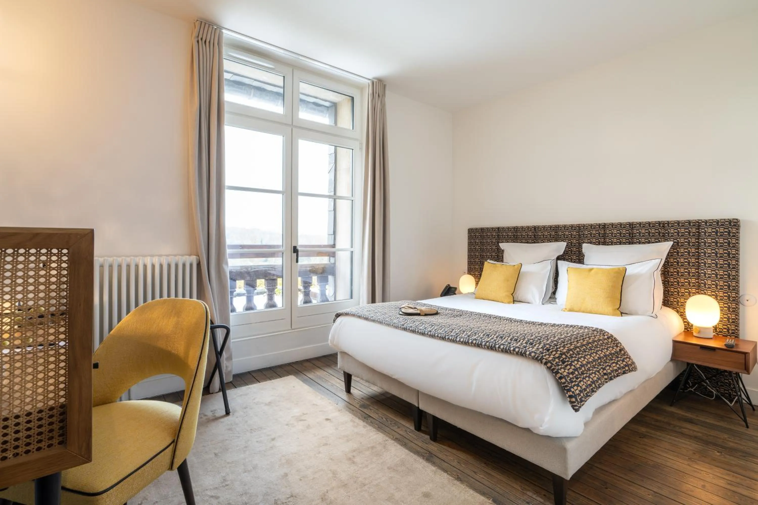 Bedroom, Bed in Les Jardins de Coppélia