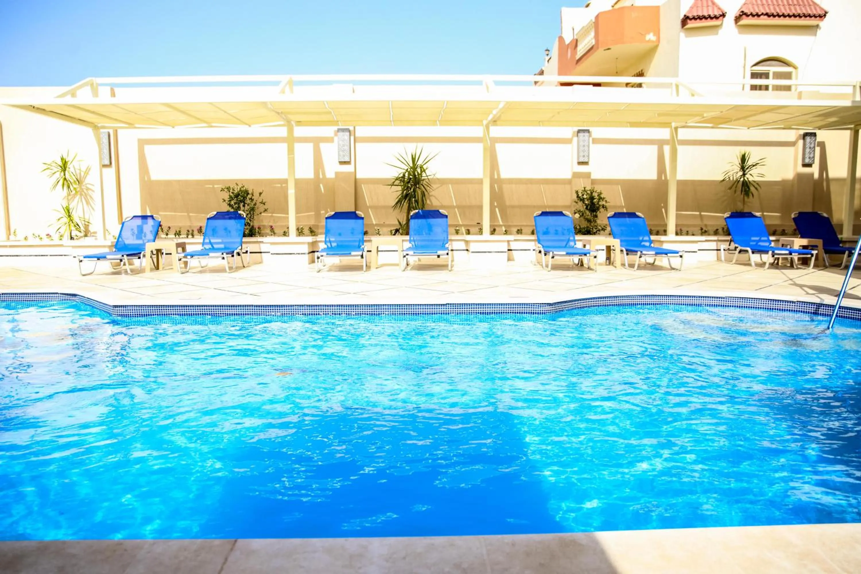 Swimming pool in Serenity Home Hurghada