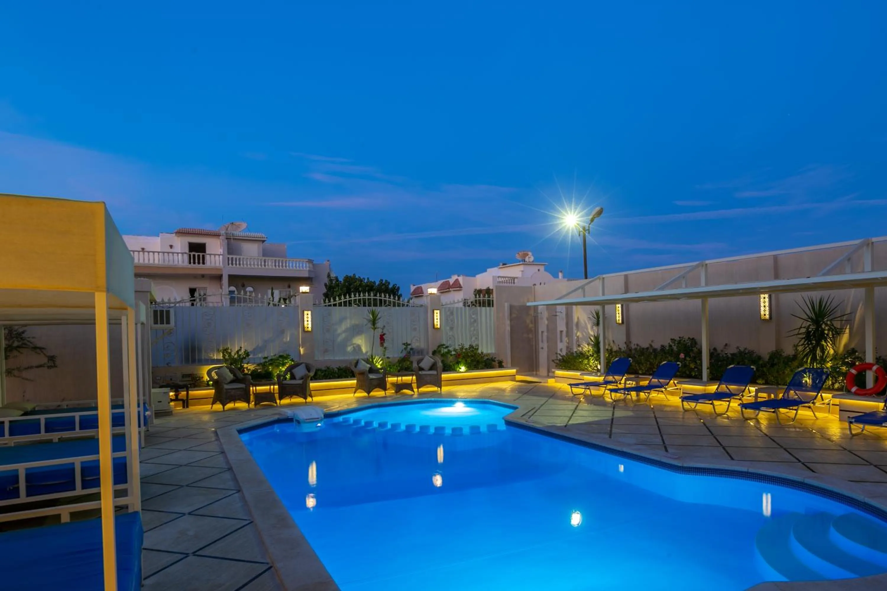 Swimming pool in Serenity Home Hurghada