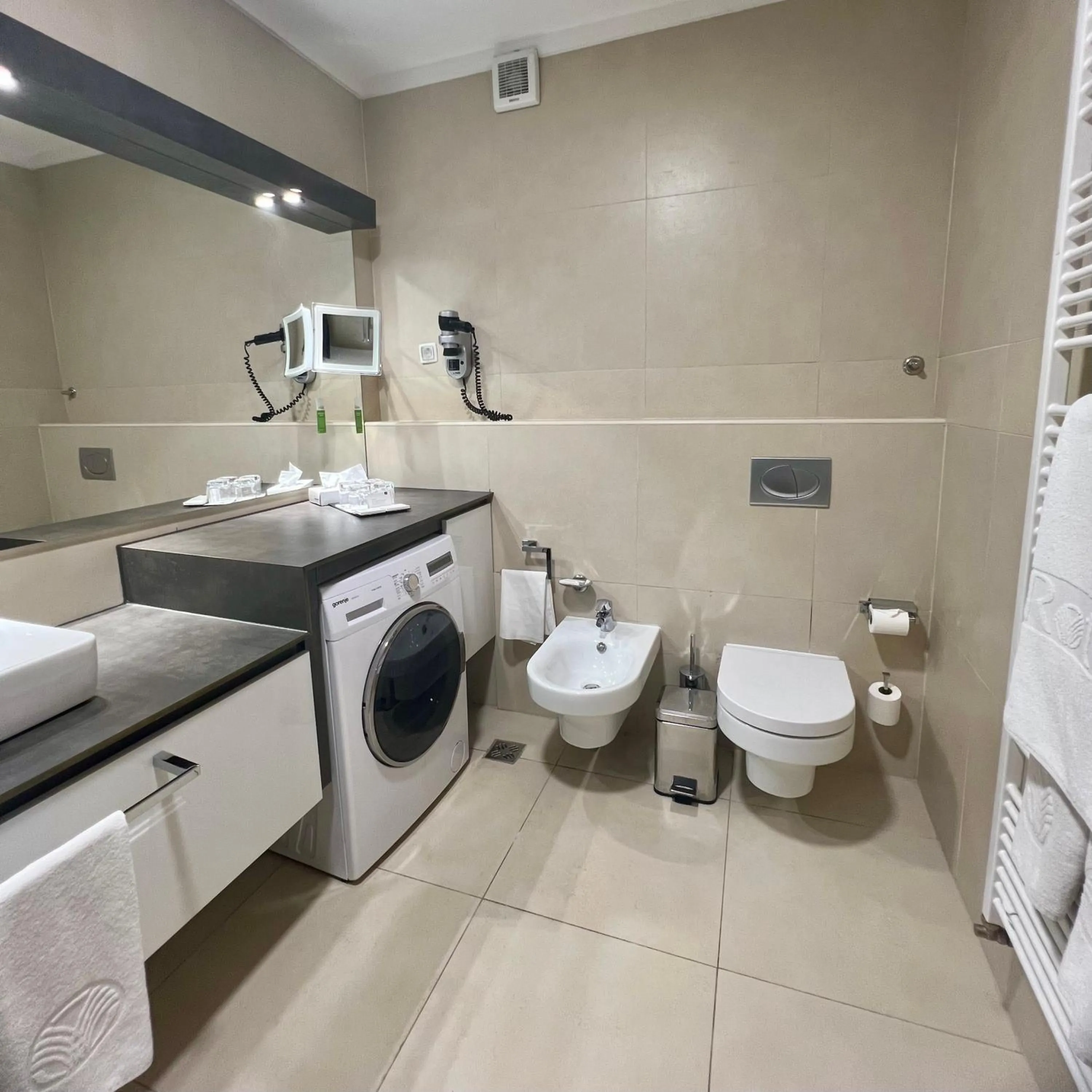 Bathroom in Bosmal Arjaan by Rotana