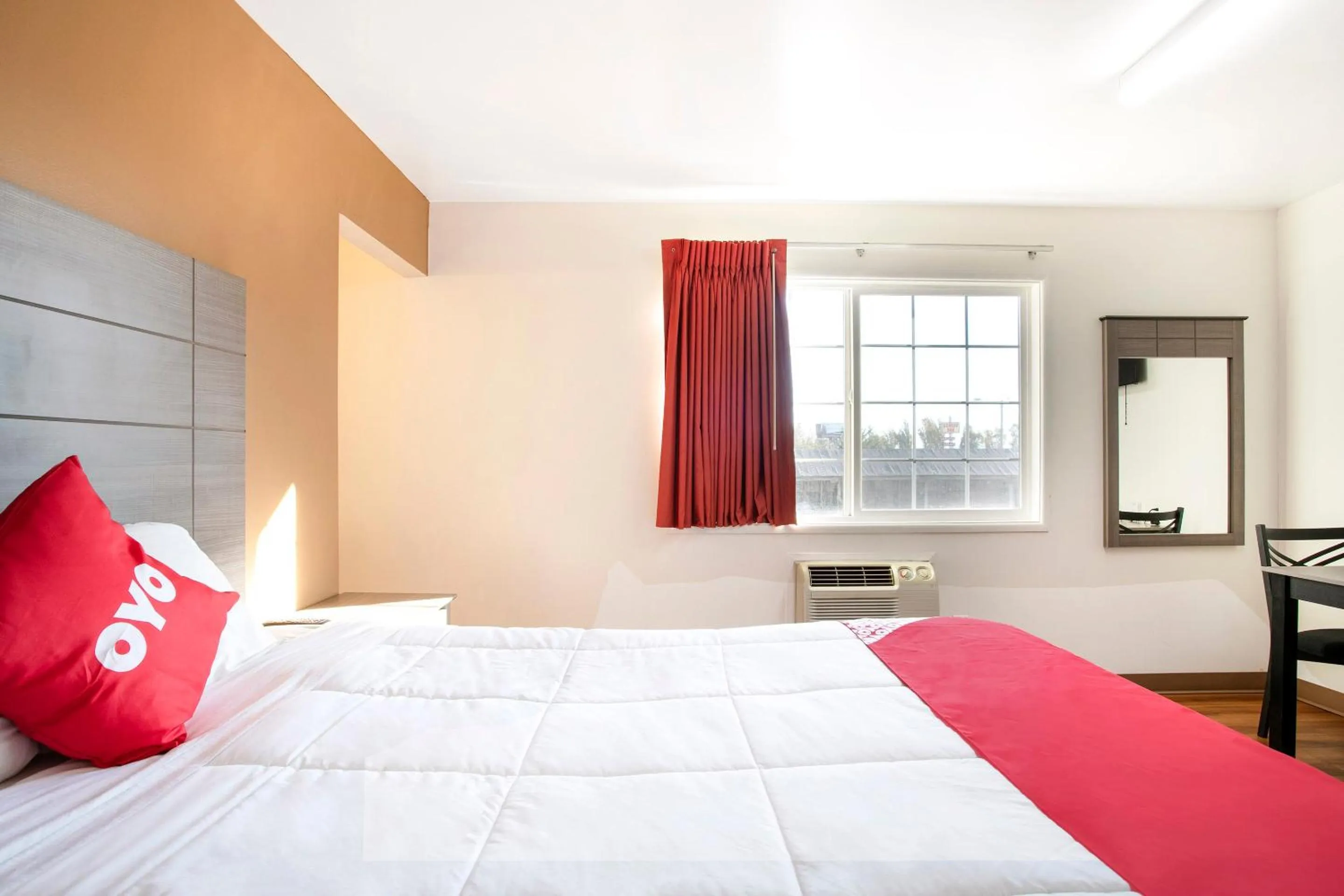 Bedroom in OYO Hotel Kalama