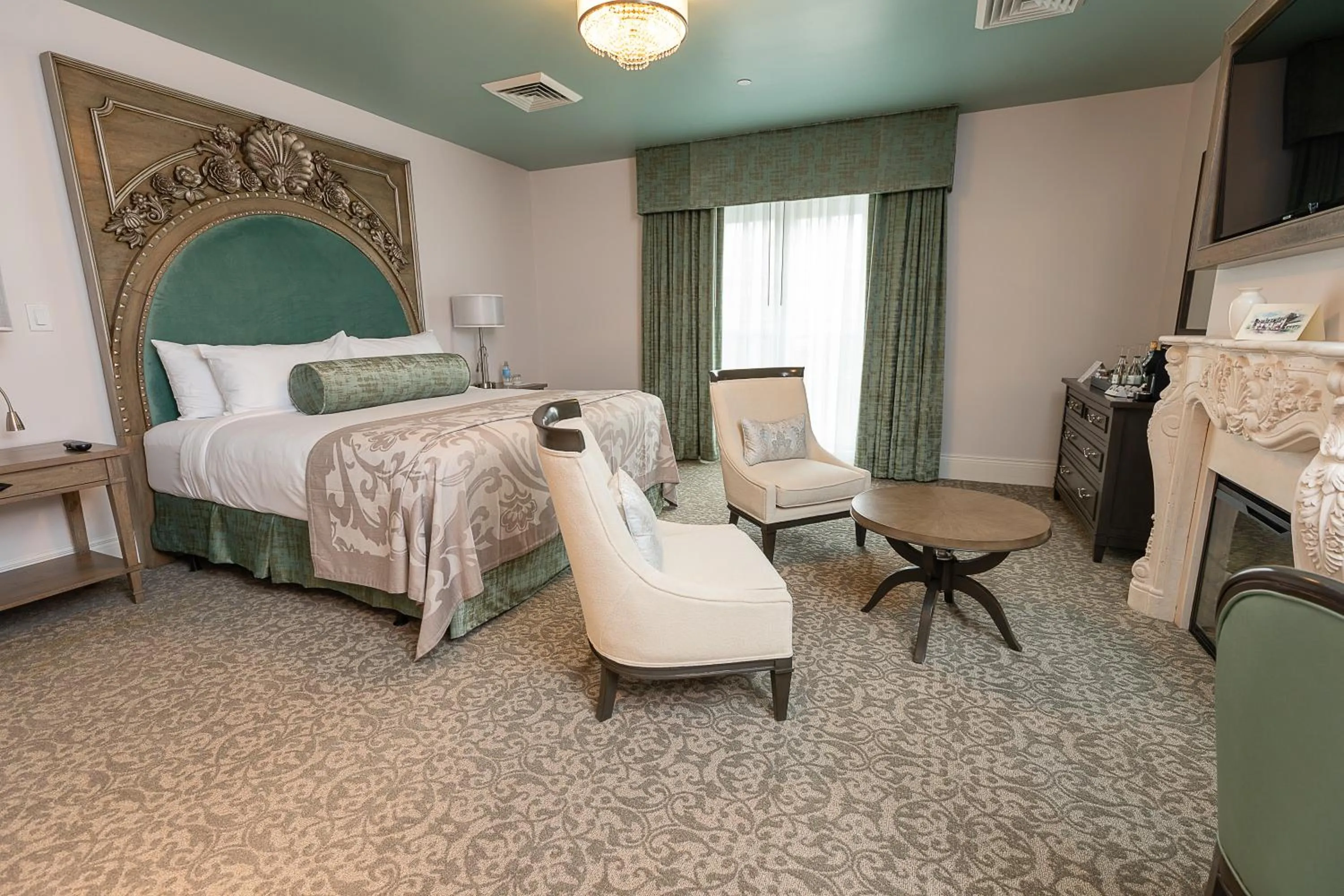 Photo of the whole room, Bed in Mirbeau Inn & Spa, Rhinebeck