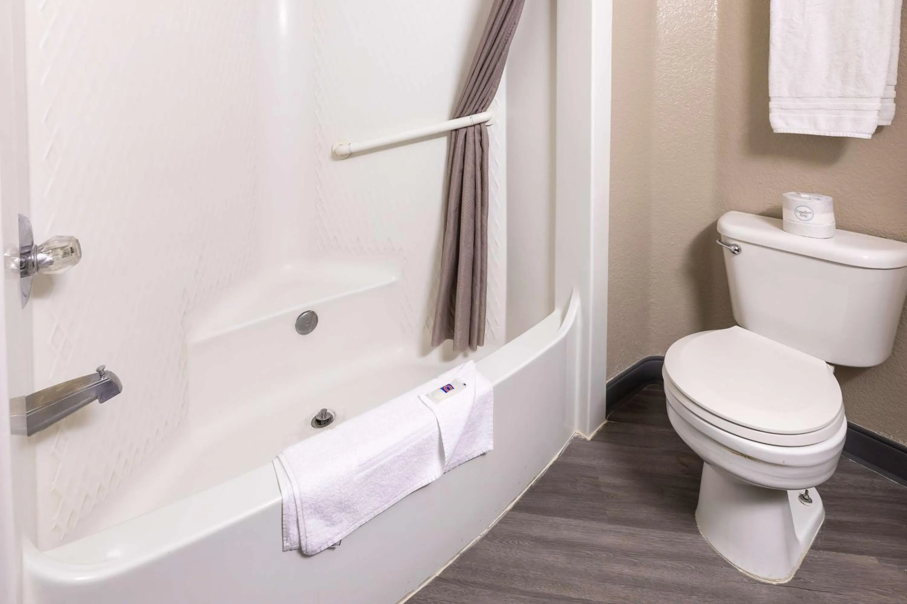 Bathroom in Motel 6-Fort Lupton, CO