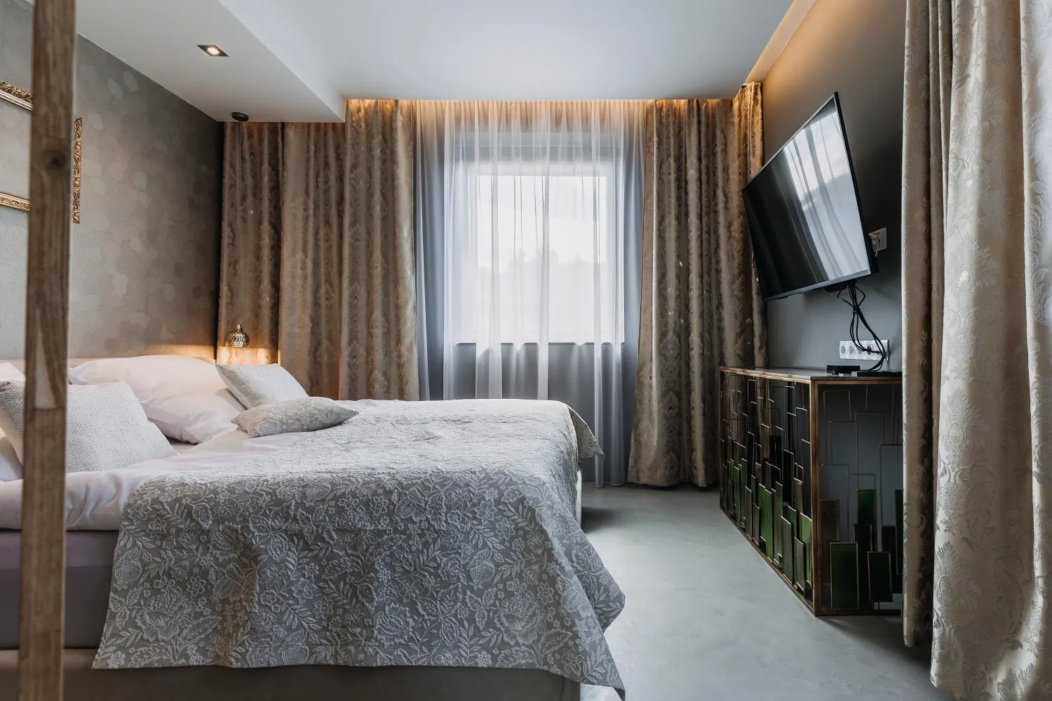 Bedroom, Bed in VILLA BRICOLA - Boutique Apartments