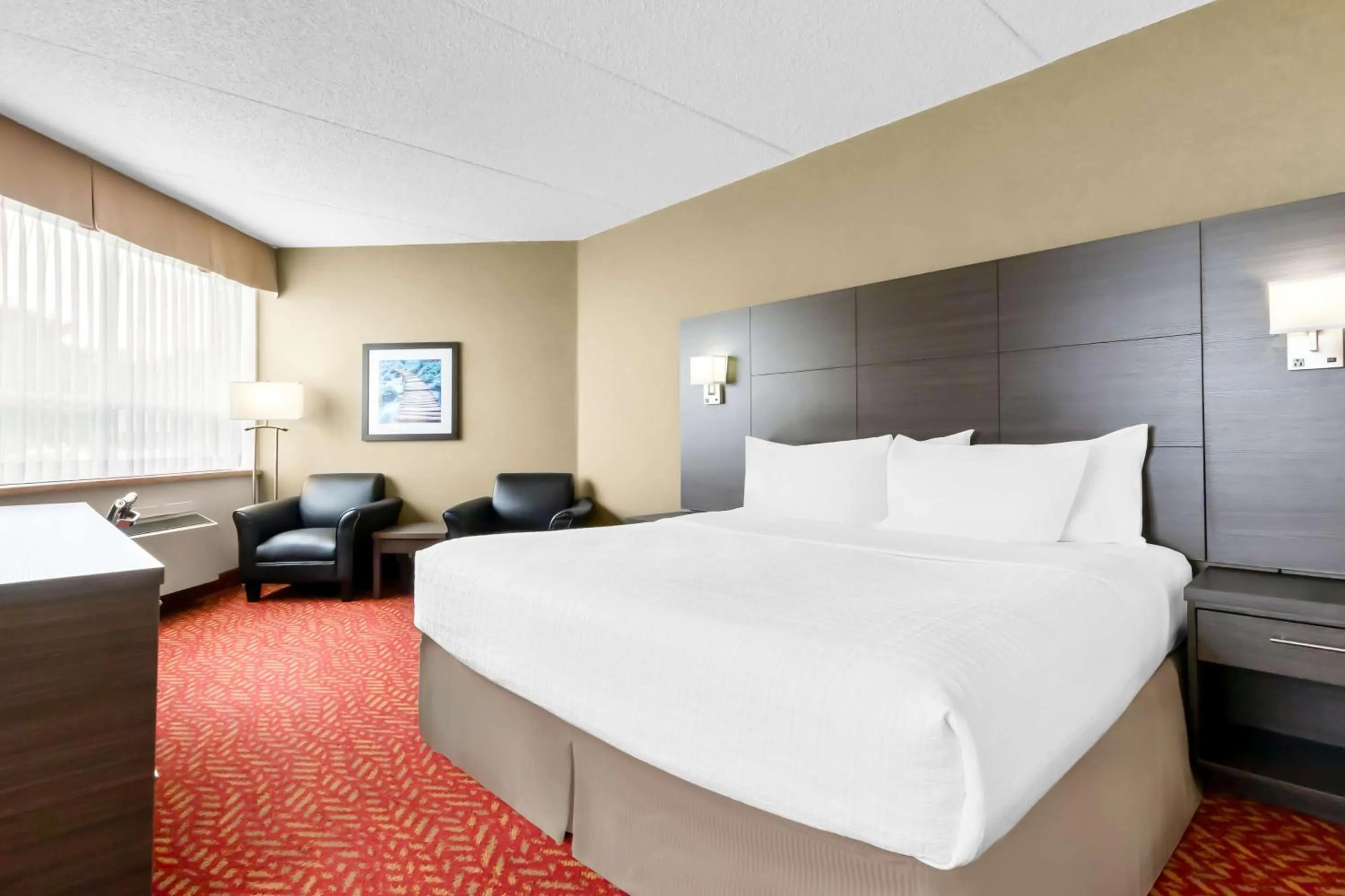 Bedroom, Bed in Best Western Inn On The Bay