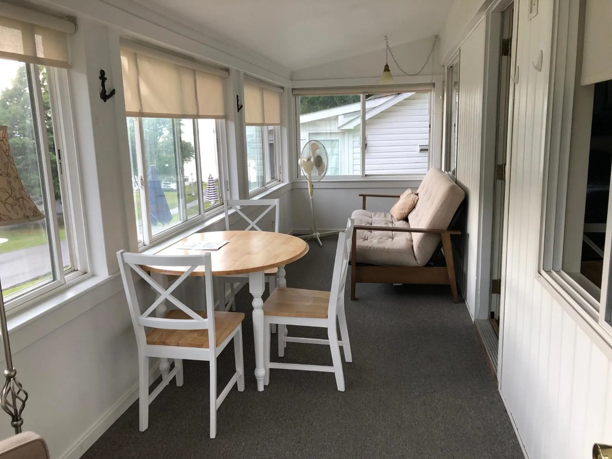 Balcony/Terrace in West Winds Motel & Cottages