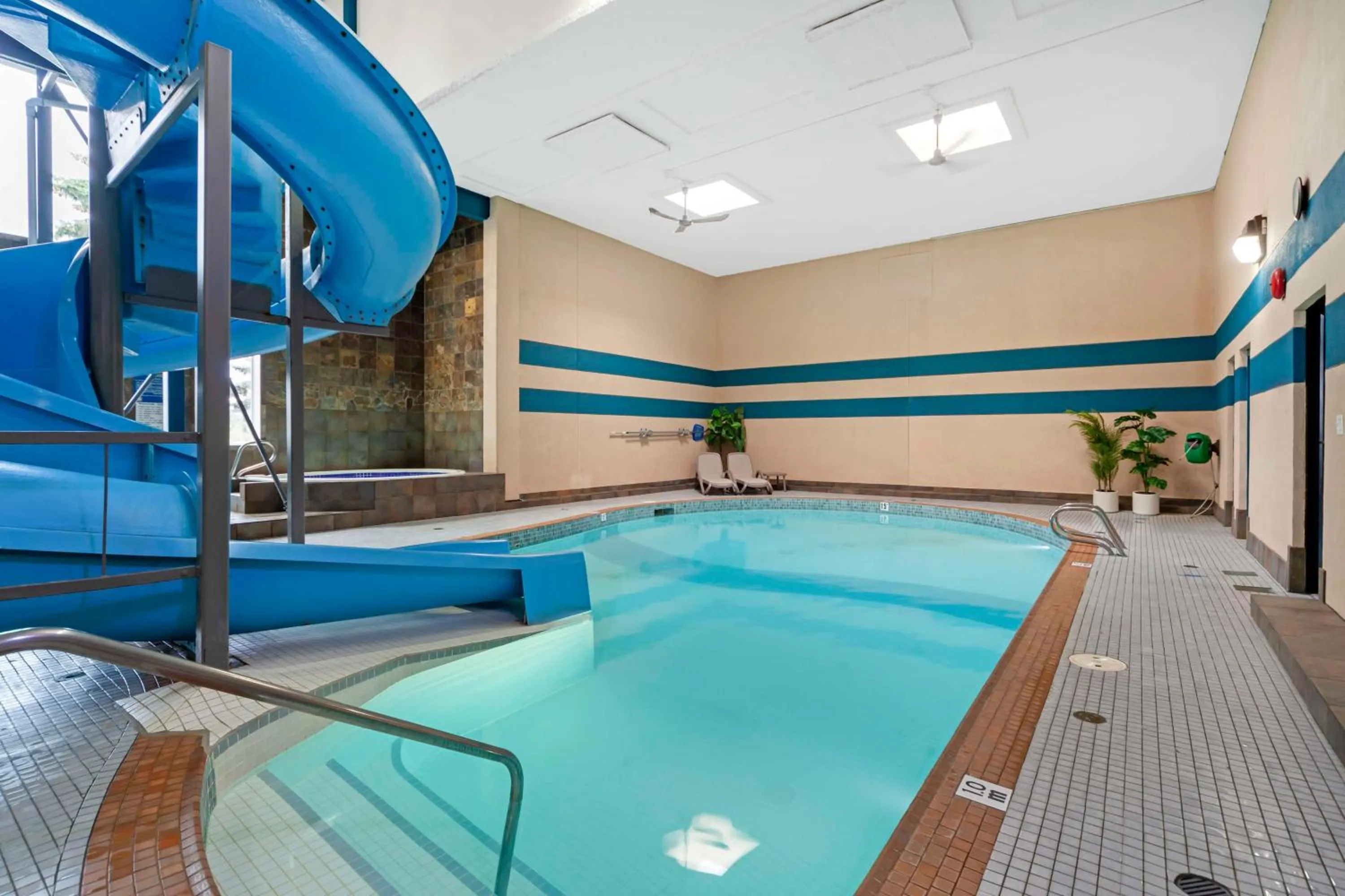 Pool view in Best Western PLUS City Centre Inn