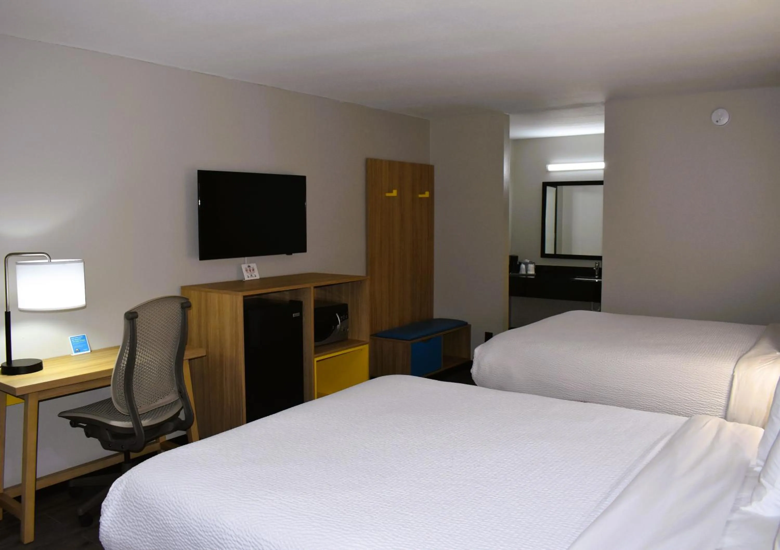 Bedroom, Bed in Days Inn by Wyndham North Little Rock Maumelle