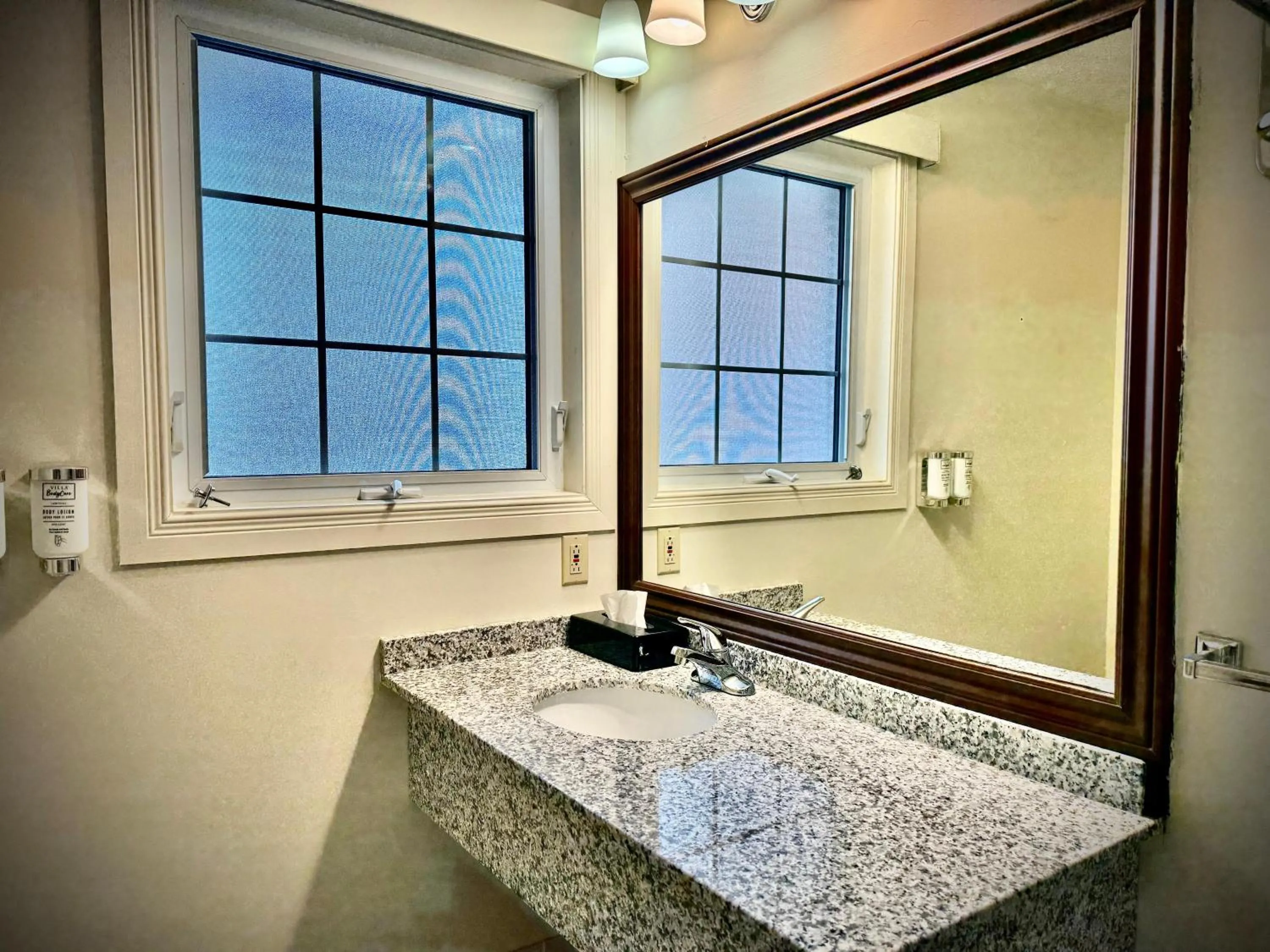 SureStay Plus Hotel by Best Western Kincardine