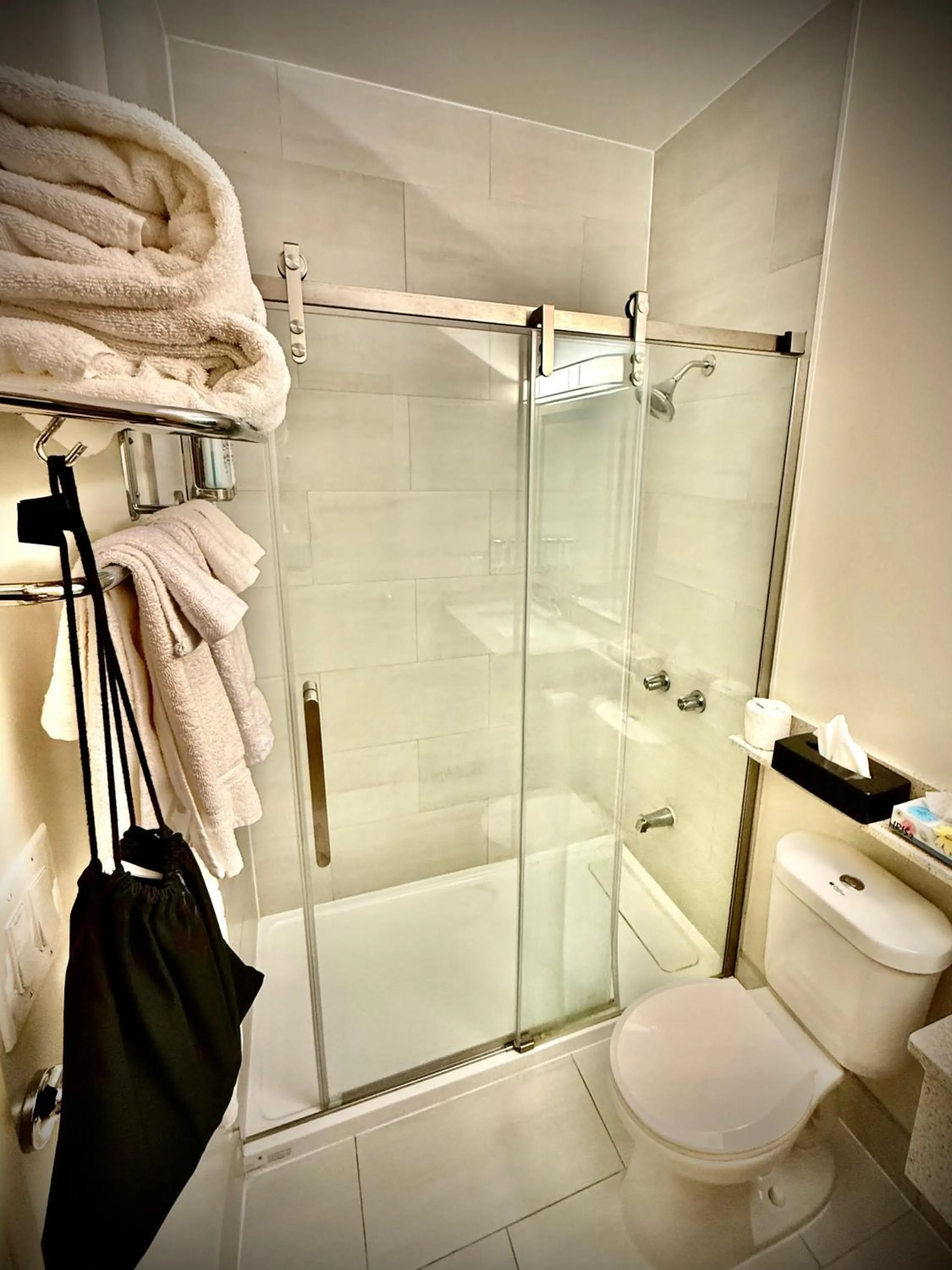 Bathroom in SureStay Plus Hotel by Best Western Kincardine