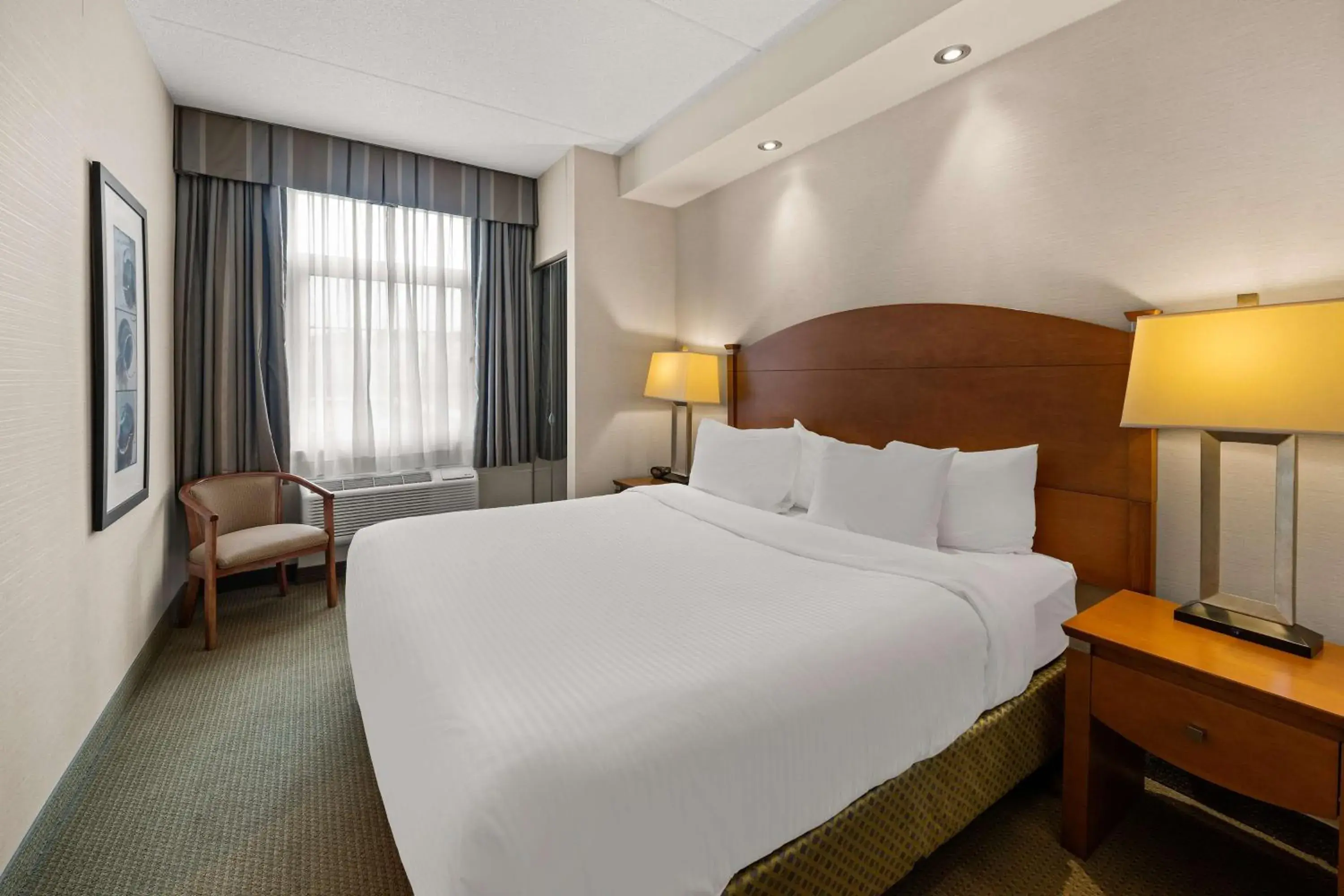 King Suite with Sofa Bed - Non-Smoking in Best Western Plus Orangeville Inn & Suites King Suite with Sofa Bed - Non-Smoking in Best Western Plus Orangeville Inn & Suites