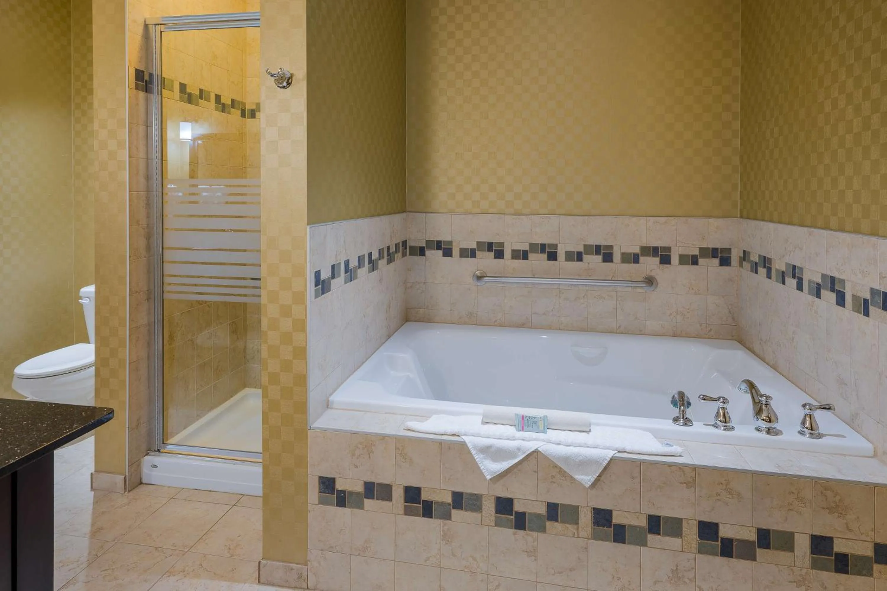 Photo of the whole room in Best Western Sunrise Inn & Suites