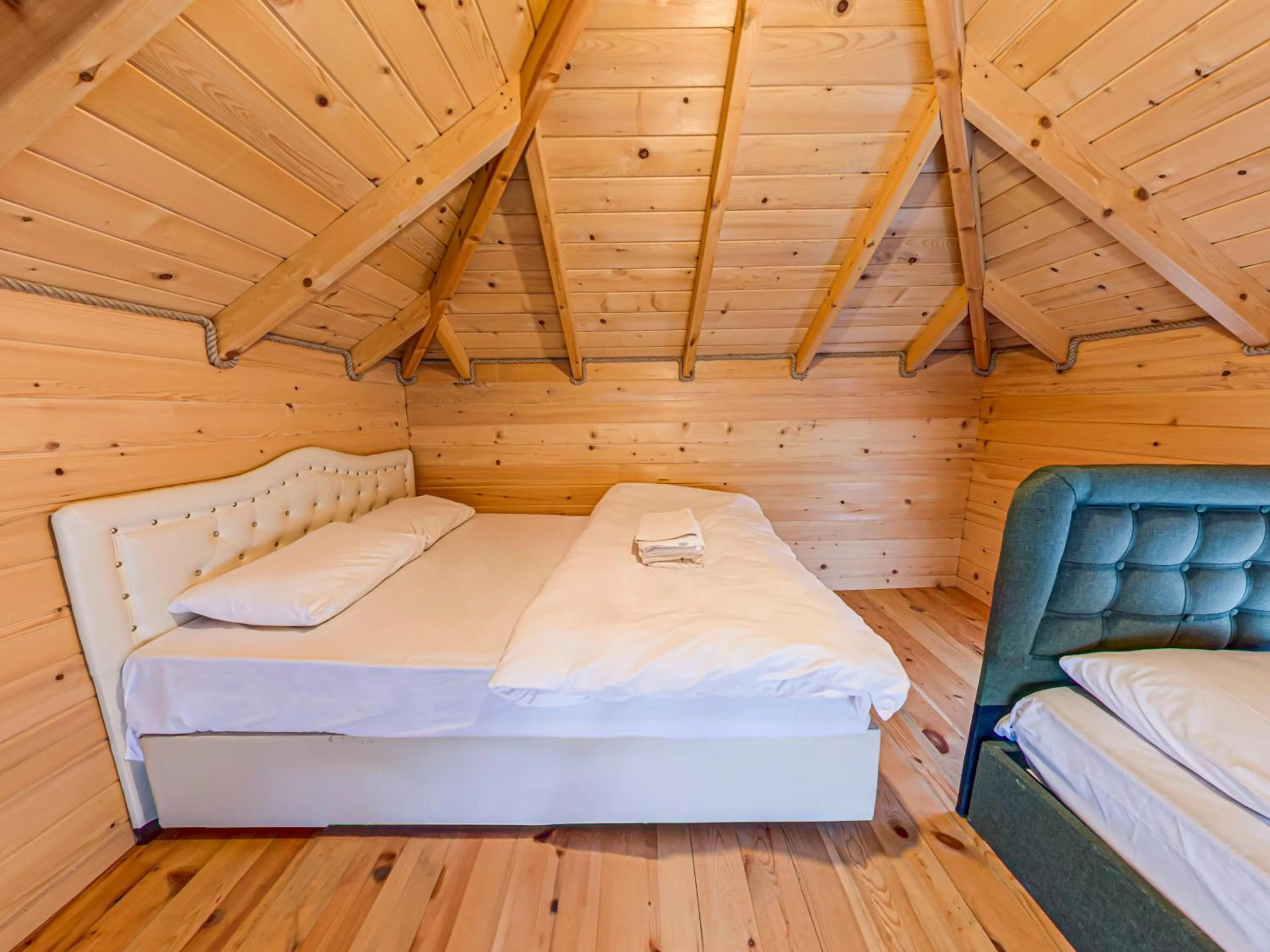 Bedroom, Bed in Mcora Tatil Köyü