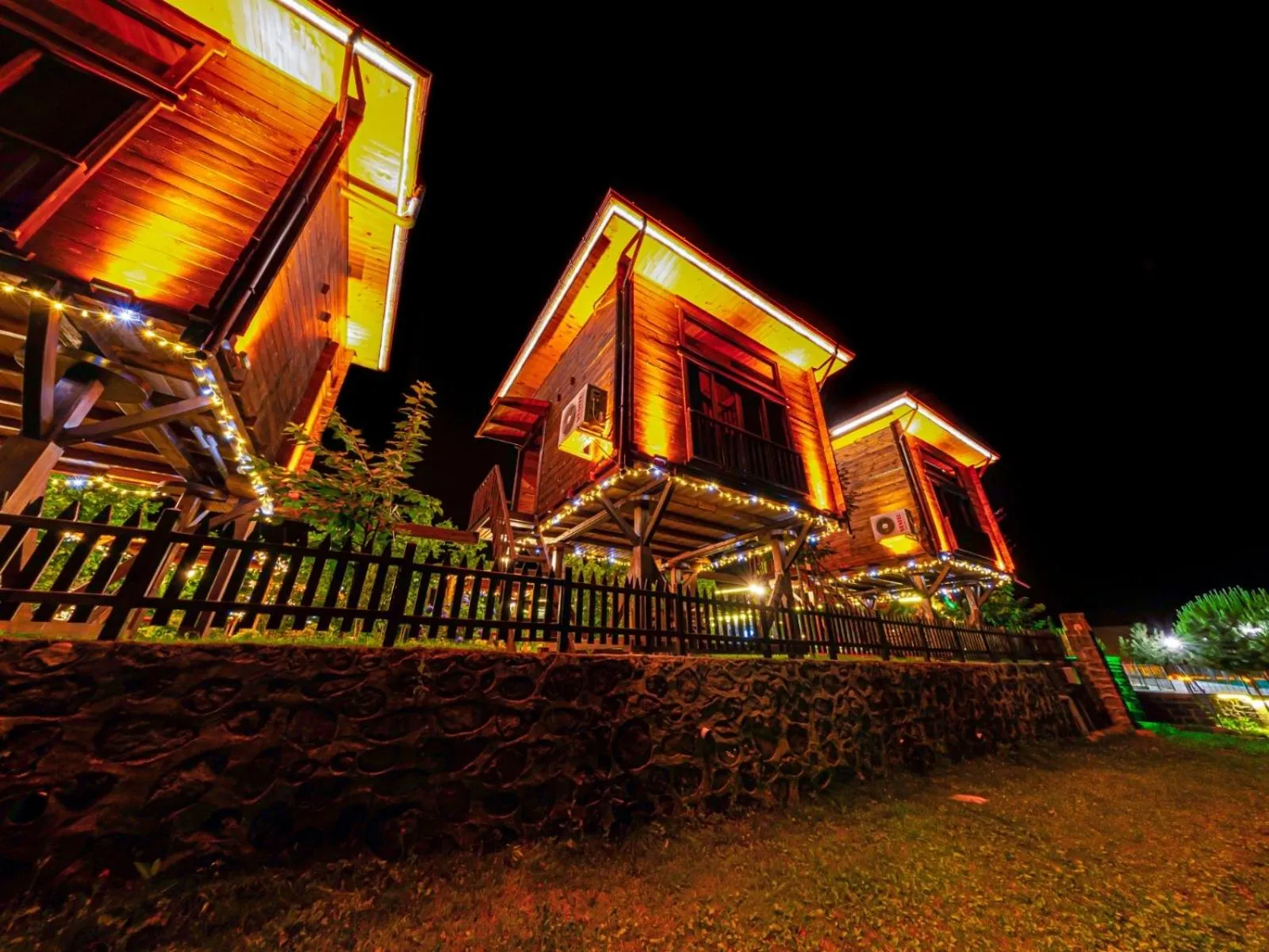 Night in Mcora Tatil Köyü